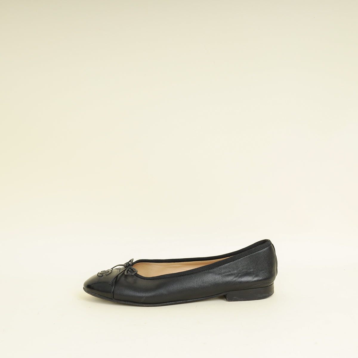 Chanel Black CC Cap Toe Flat Ballerina 38