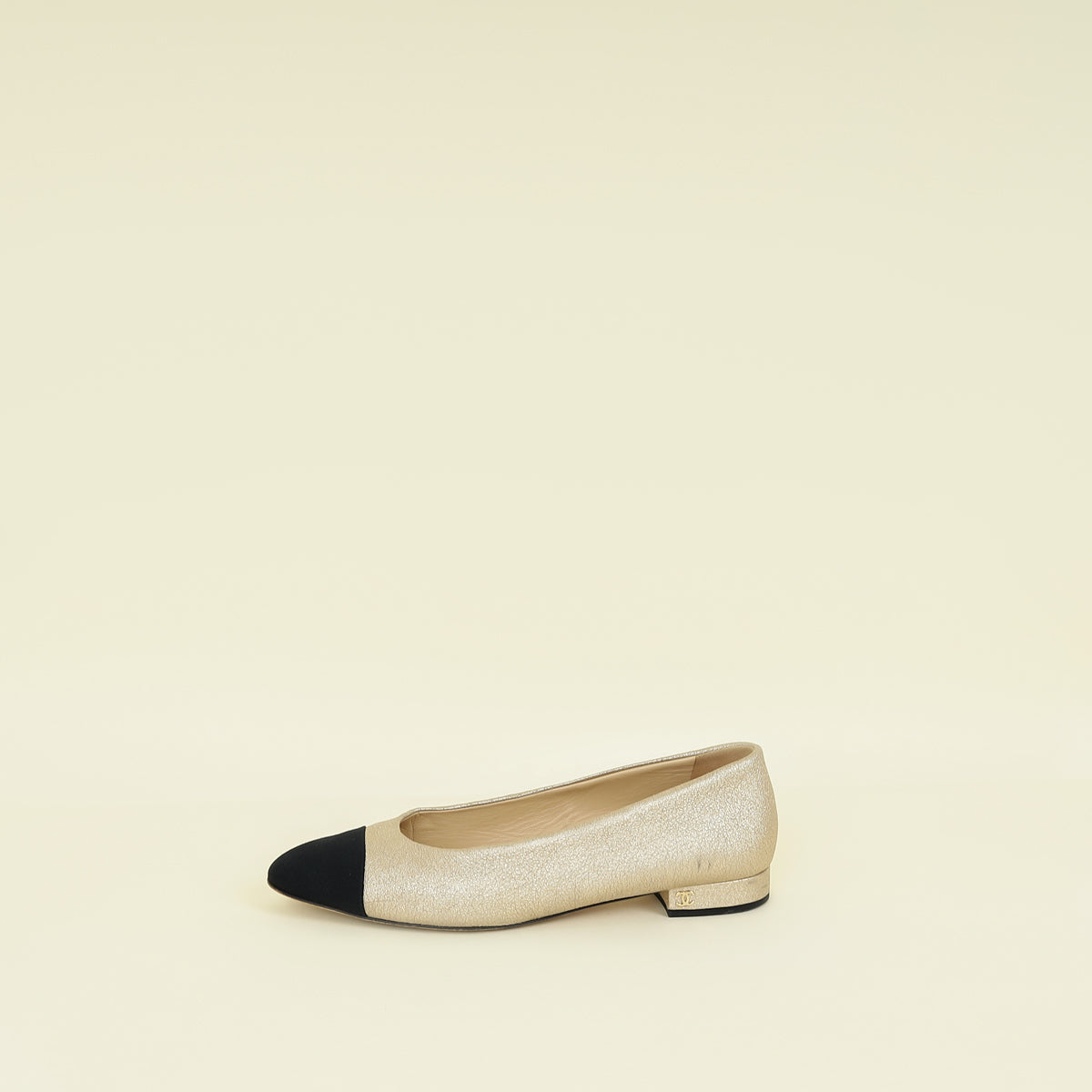 Chanel Bicolor CC Cap Toe Ballerina 39.5