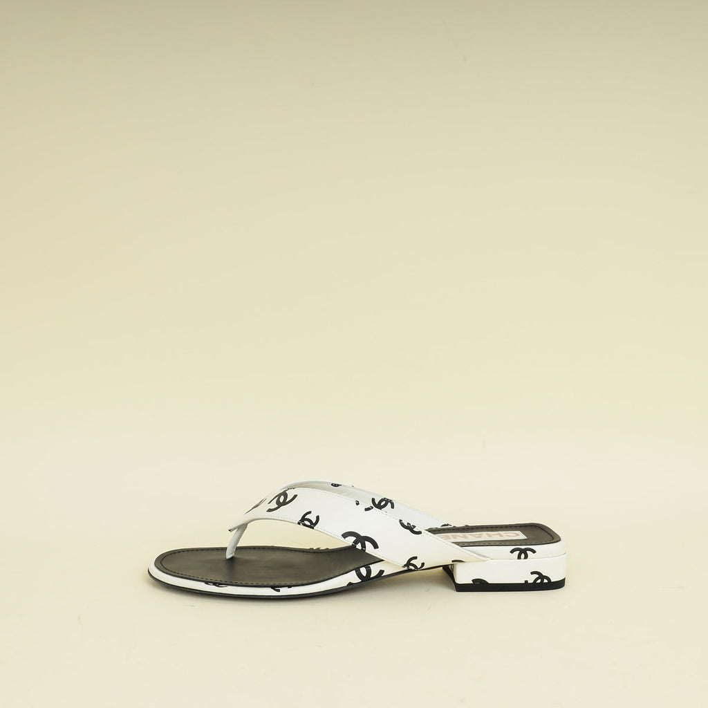 Chanel Bicolor CC Printed Coco Beach Thong Sandals 39