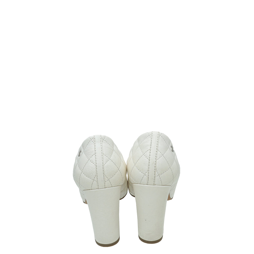 Chanel Bicolor CC Cap Toe Chain Quilted Pump 39