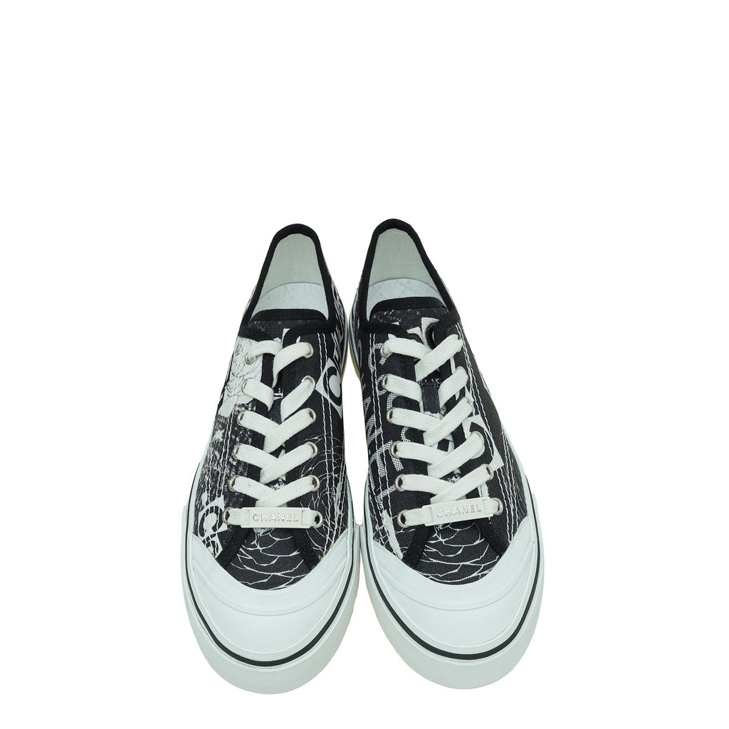 Chanel Bicolor Logo Embroidered Low Top Sneakers 39