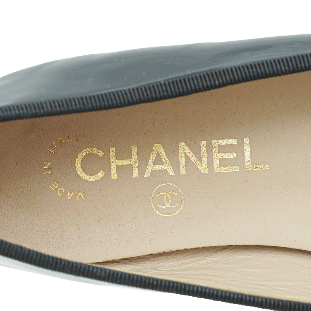 Chanel Black CC Cap Toe Quilted Flat Ballet 37.5