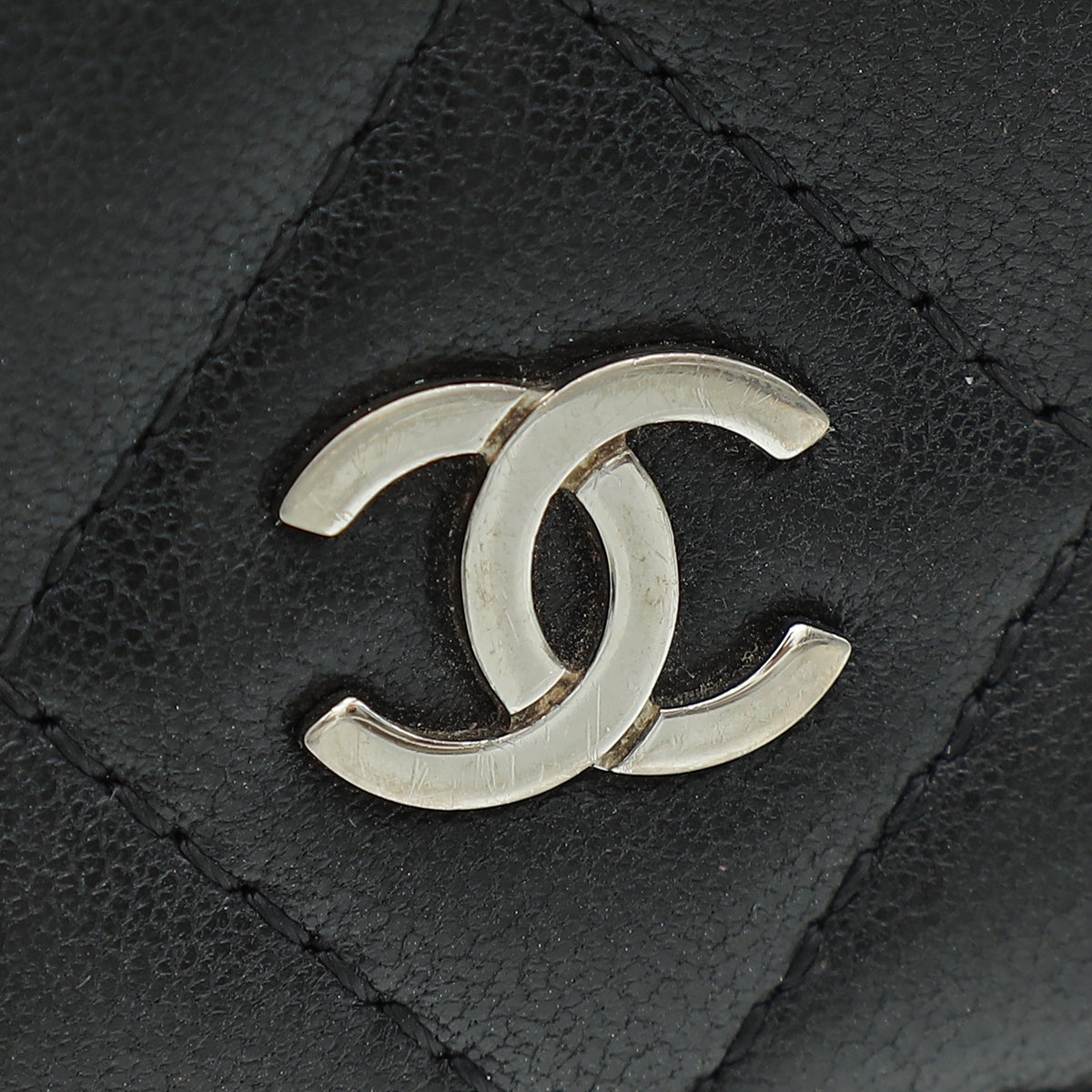 Chanel Black CC Classic Yen Wallet