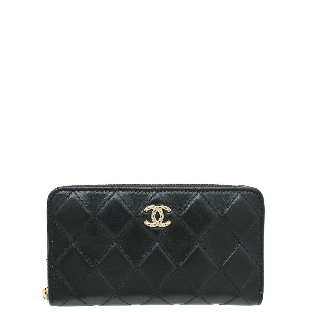 Chanel Black CC Quilted Zipped Wallet