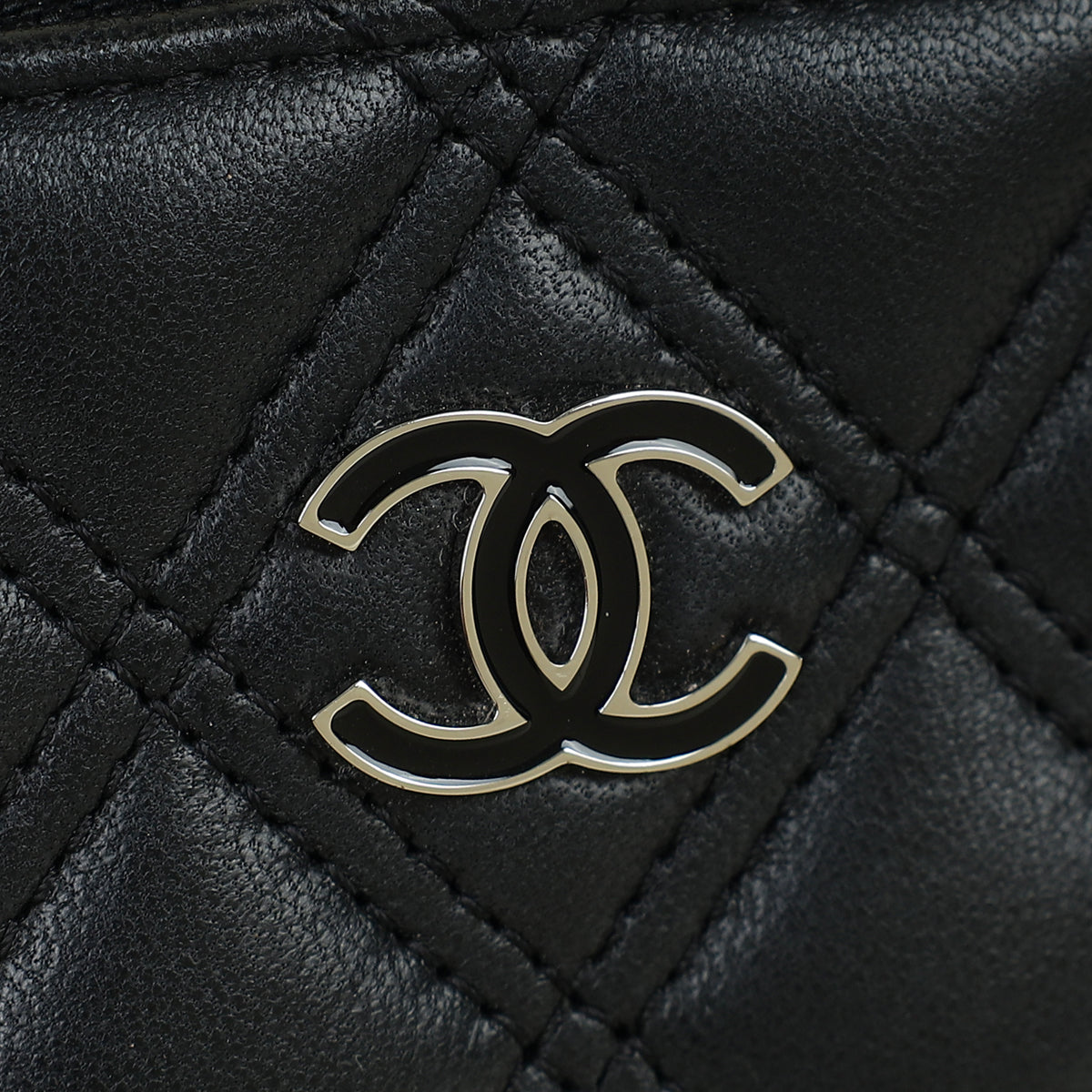 Chanel Black CC Diamond Quilt Zip Around Wallet