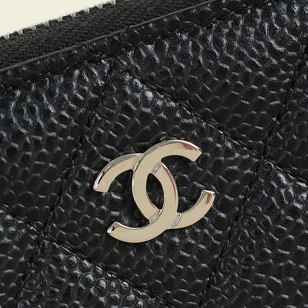 Chanel Black Classic Zipped Long Wallet