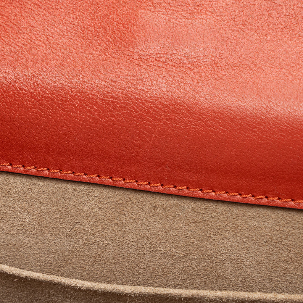 Chloe Calfskin Suede Nile Medium Bracelet Bag (SHF-Hjc6u8)