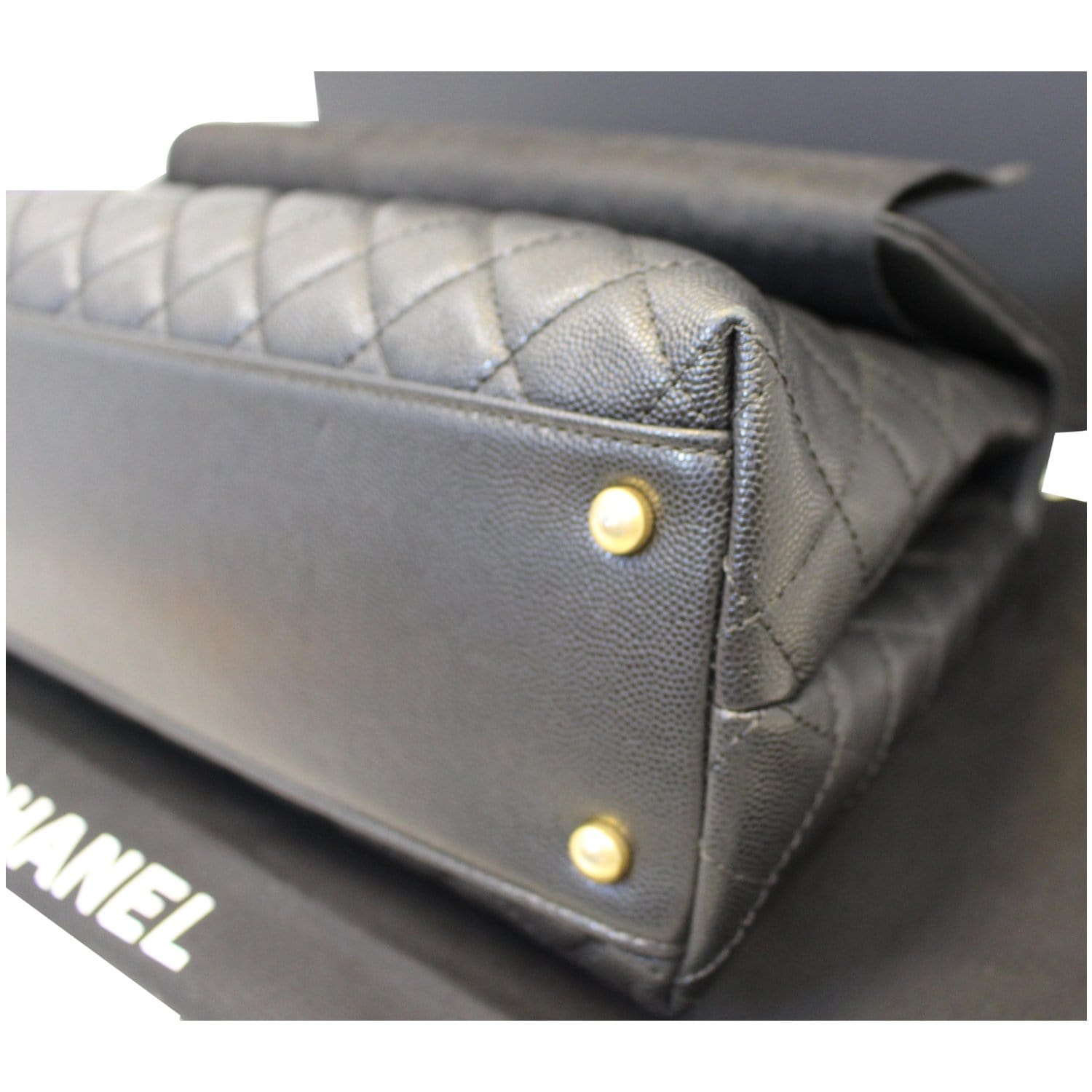 CHANEL Medium Coco Handle Caviar Leather Shoulder Bag Black