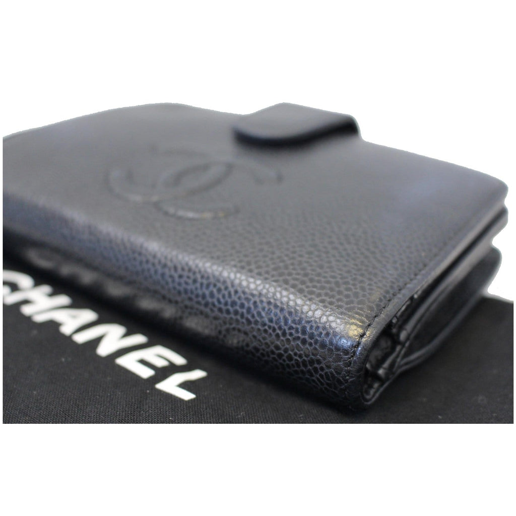 CHANEL CC Caviar Leather Bifold Wallet Black
