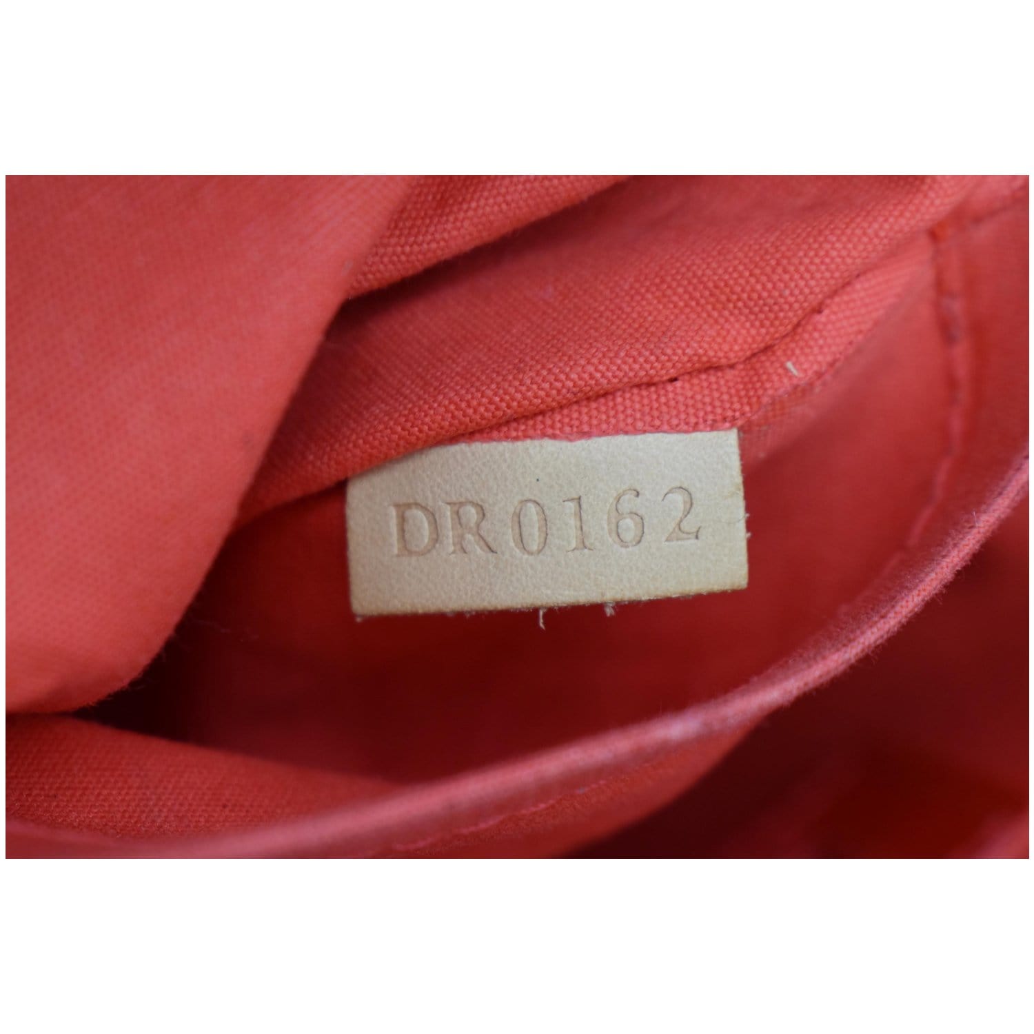 LOUIS VUITTON Avalon MM Monogram Vernis Shoulder Tote Bag Rouge Grenadine