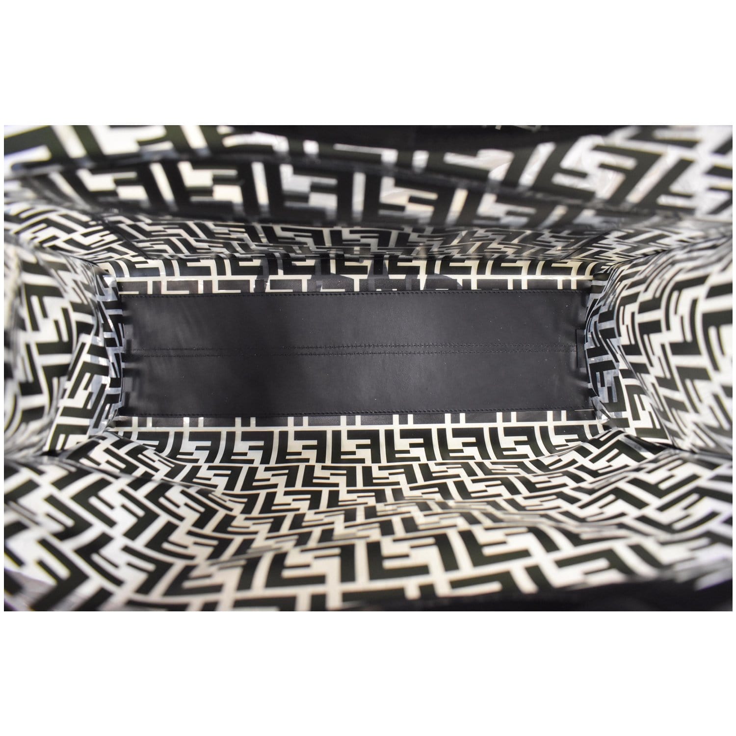 FENDI Runaway Shopper Medium TPU FF Leather Tote Bag Black