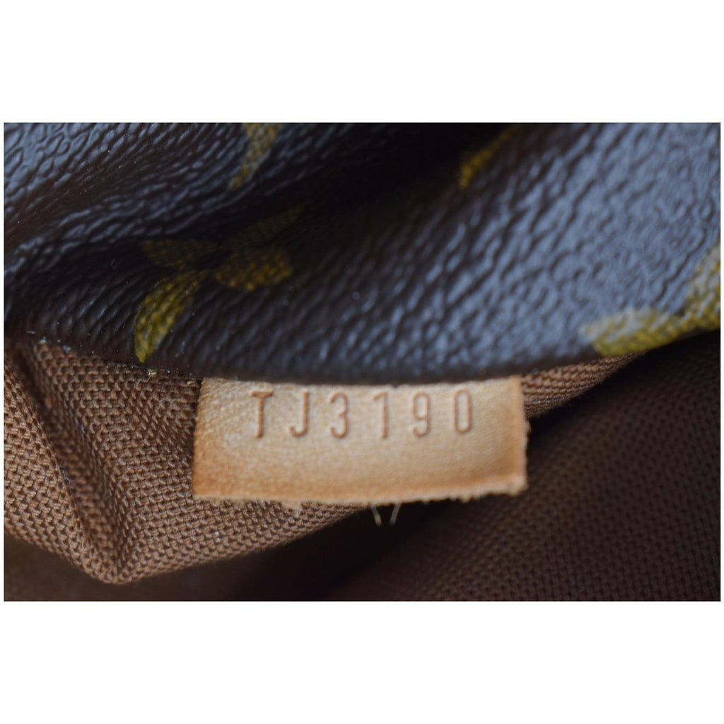 LOUIS VUITTON Totally MM Monogram Canvas Shoulder Bag Brown