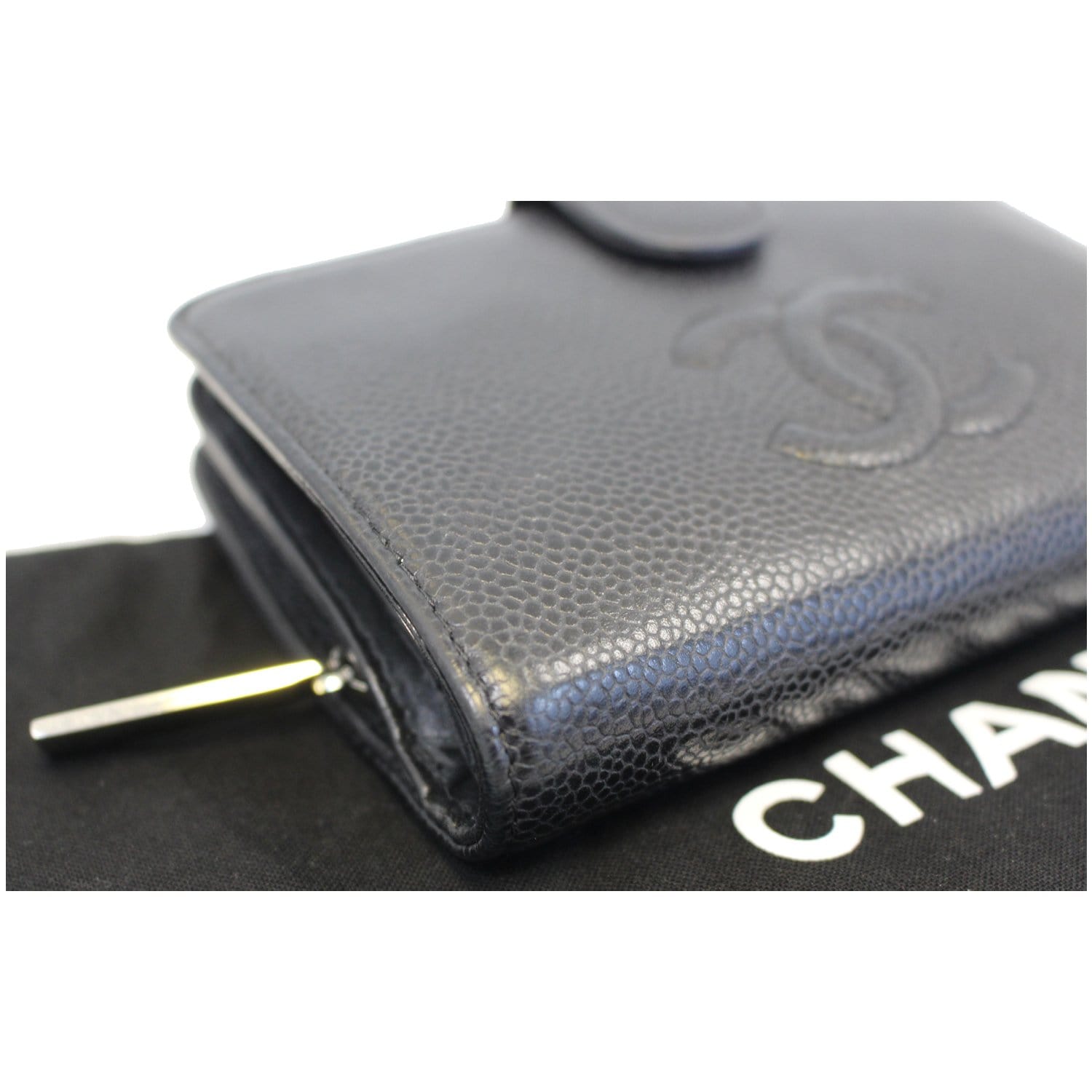 CHANEL CC Caviar Leather Bifold Wallet Black