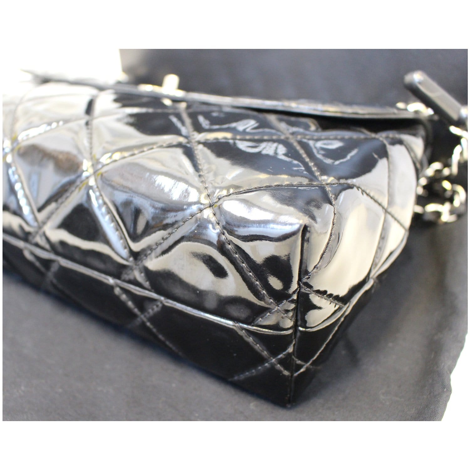 CHANEL Sac Rabat Patent Leather Shoulder Bag