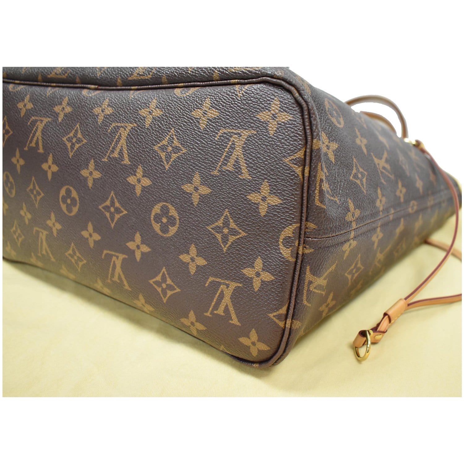 LOUIS VUITTON Neverfull MM Monogram Canvas Tote Shoulder Bag Brown