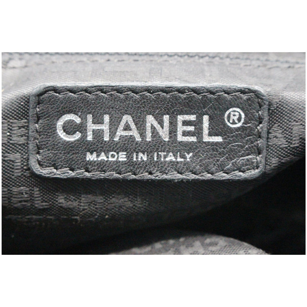 CHANEL Large Ultimate Soft Leather Hobo Bag Black