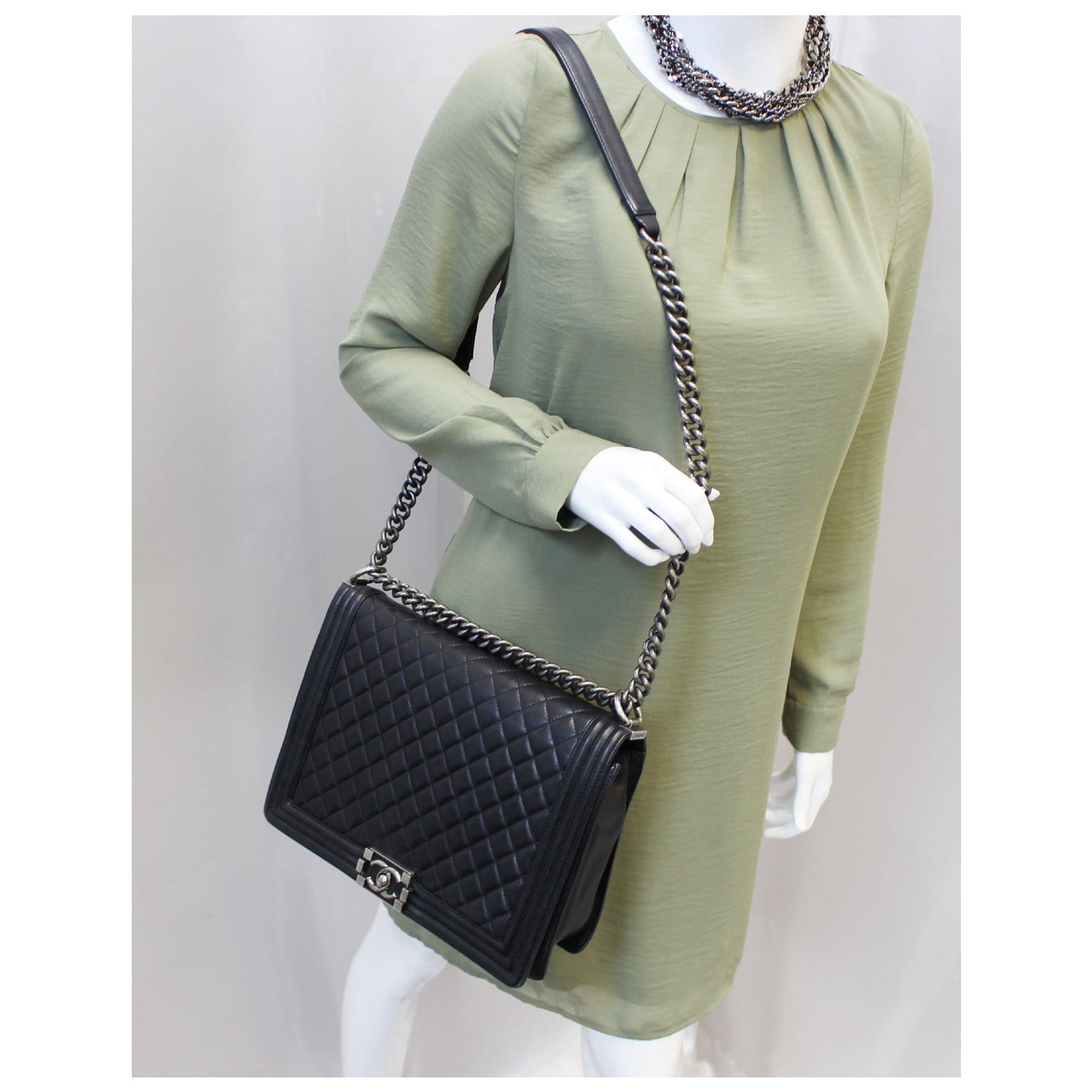 CHANEL Large Boy Flap Calfskin Quilted Leather Shoulder Bag Black