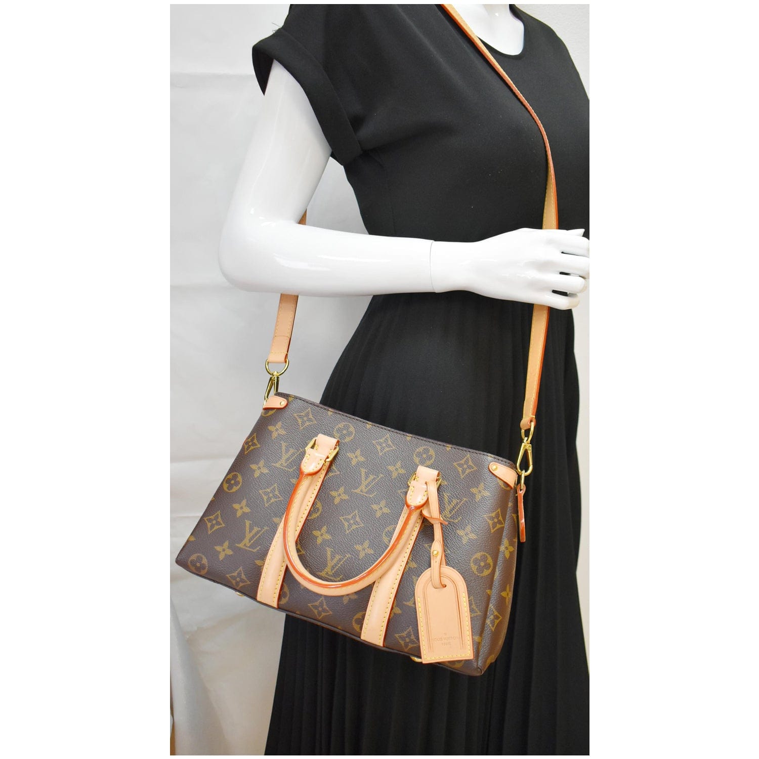 LOUIS VUITTON Soufflot BB Monogram Canvas Shoulder Crossbody Bag Brown