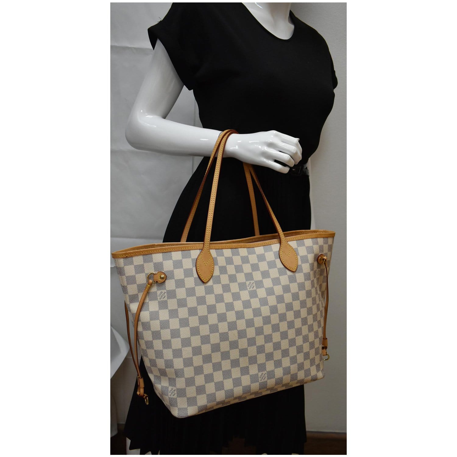 LOUIS VUITTON Neverfull MM Damier Azur Tote Bag Rose Ballerine