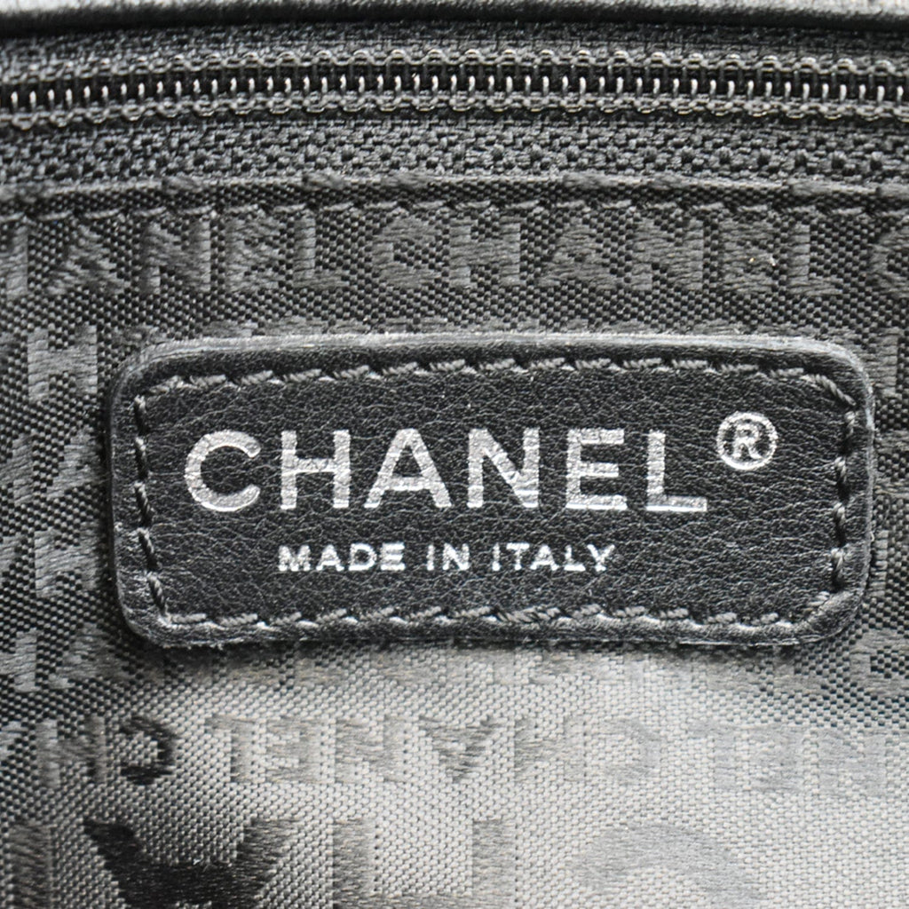CHANEL Reissue Cerf Executive East West Leather Tote Bag Black