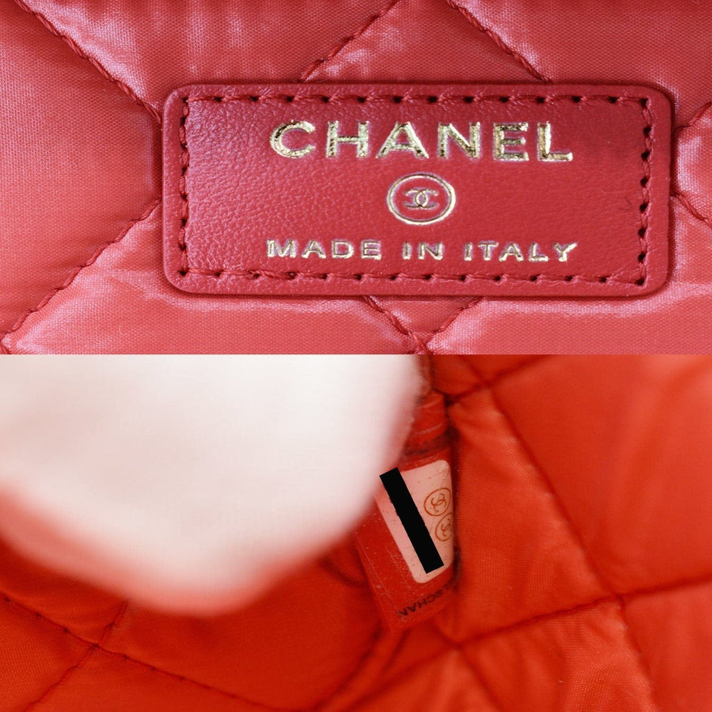CHANEL Caviar Leather Quilted Large Cosmetic Vanity Pouch Red
