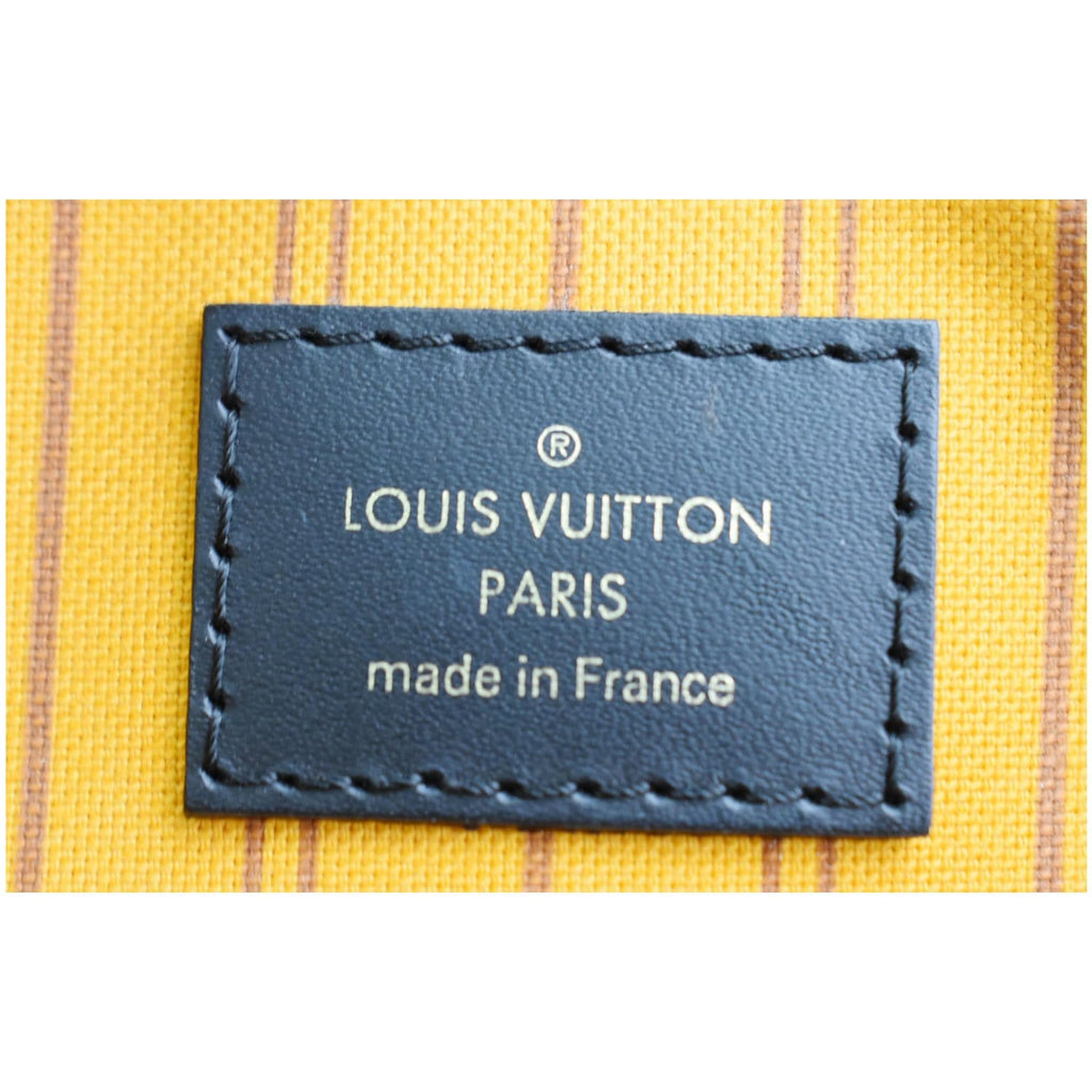 LOUIS VUITTON Onthego Jungle GM Giant Monogram Canvas Tote Shoulder Bag Black