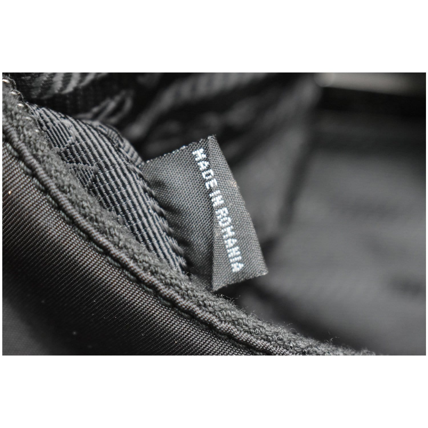 PRADA Re-Edition 2000 Mini Nylon Shoulder Bag Black