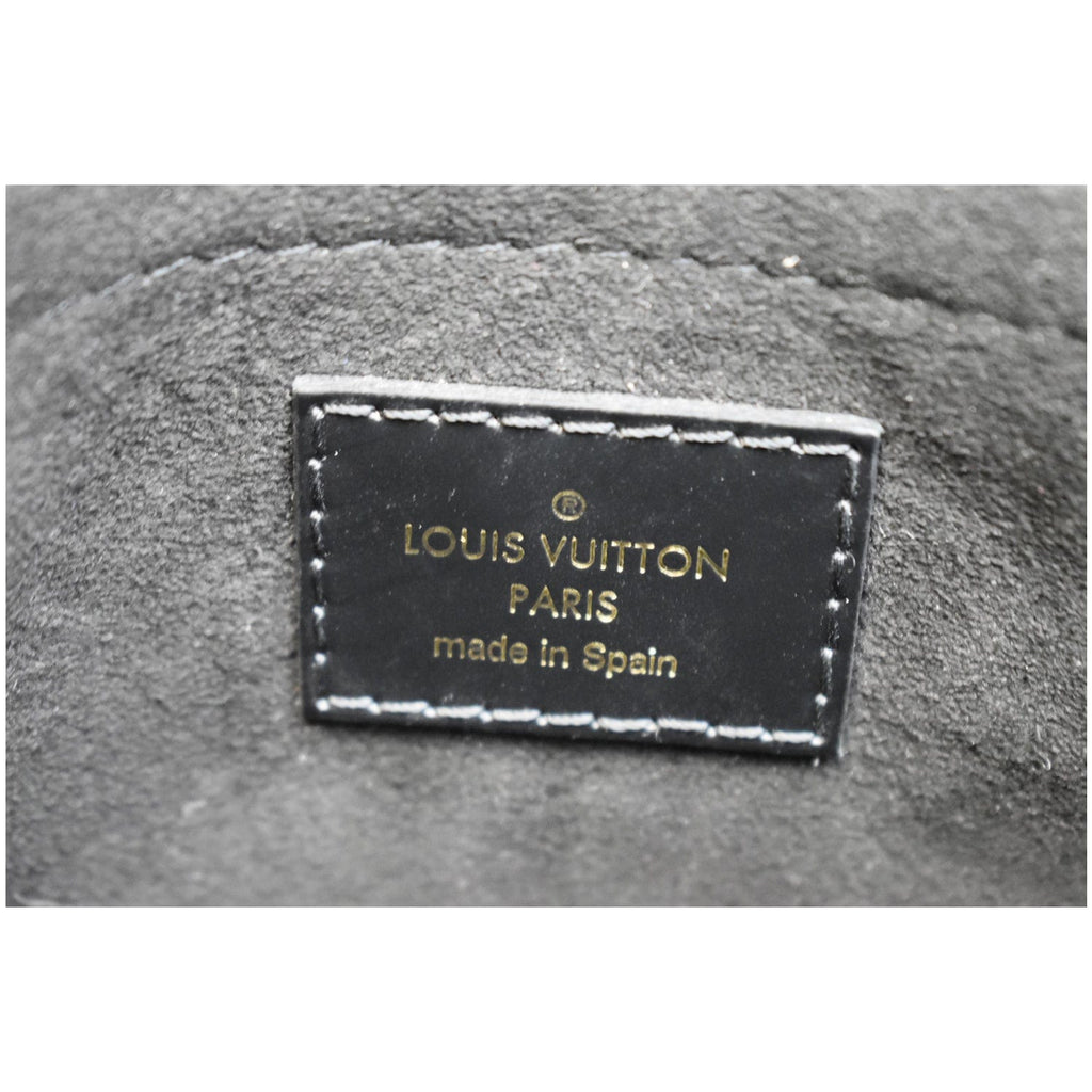 LOUIS VUITTON Saint Michel Monogram Epi Leather Shoulder Bag Black