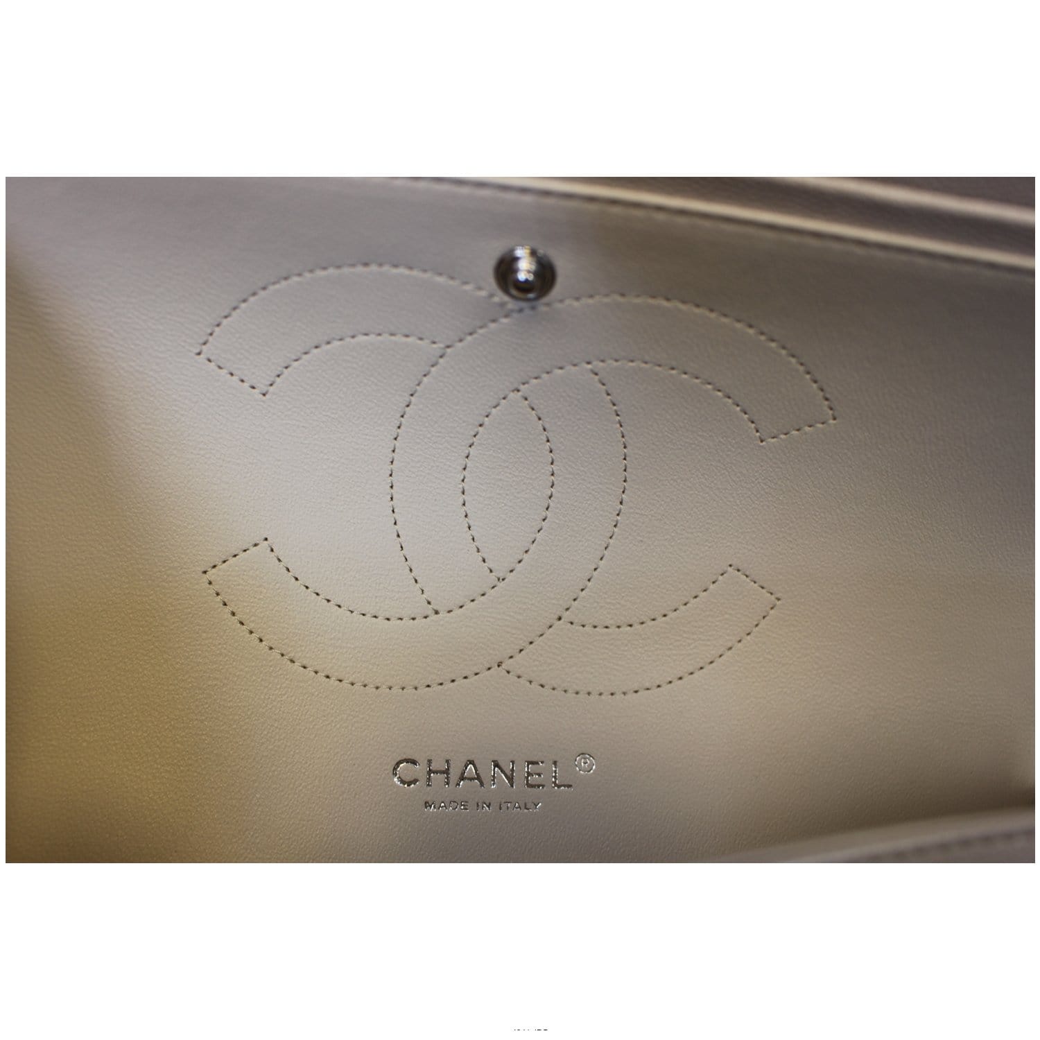 CHANEL Classic Jumbo Double Flap Caviar Leather Ivory Shoulder Bag