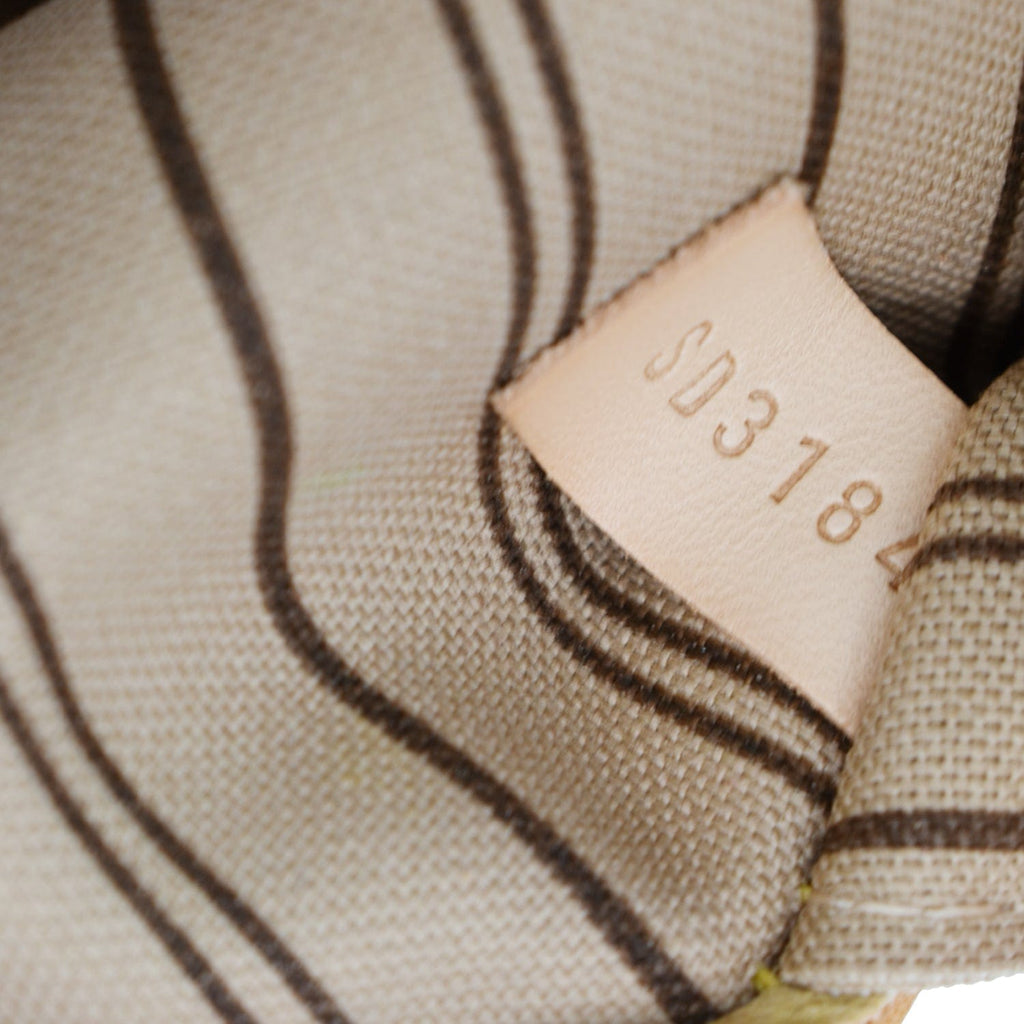 LOUIS VUITTON Neverfull MM Monogram Canvas Tote Bag Brown