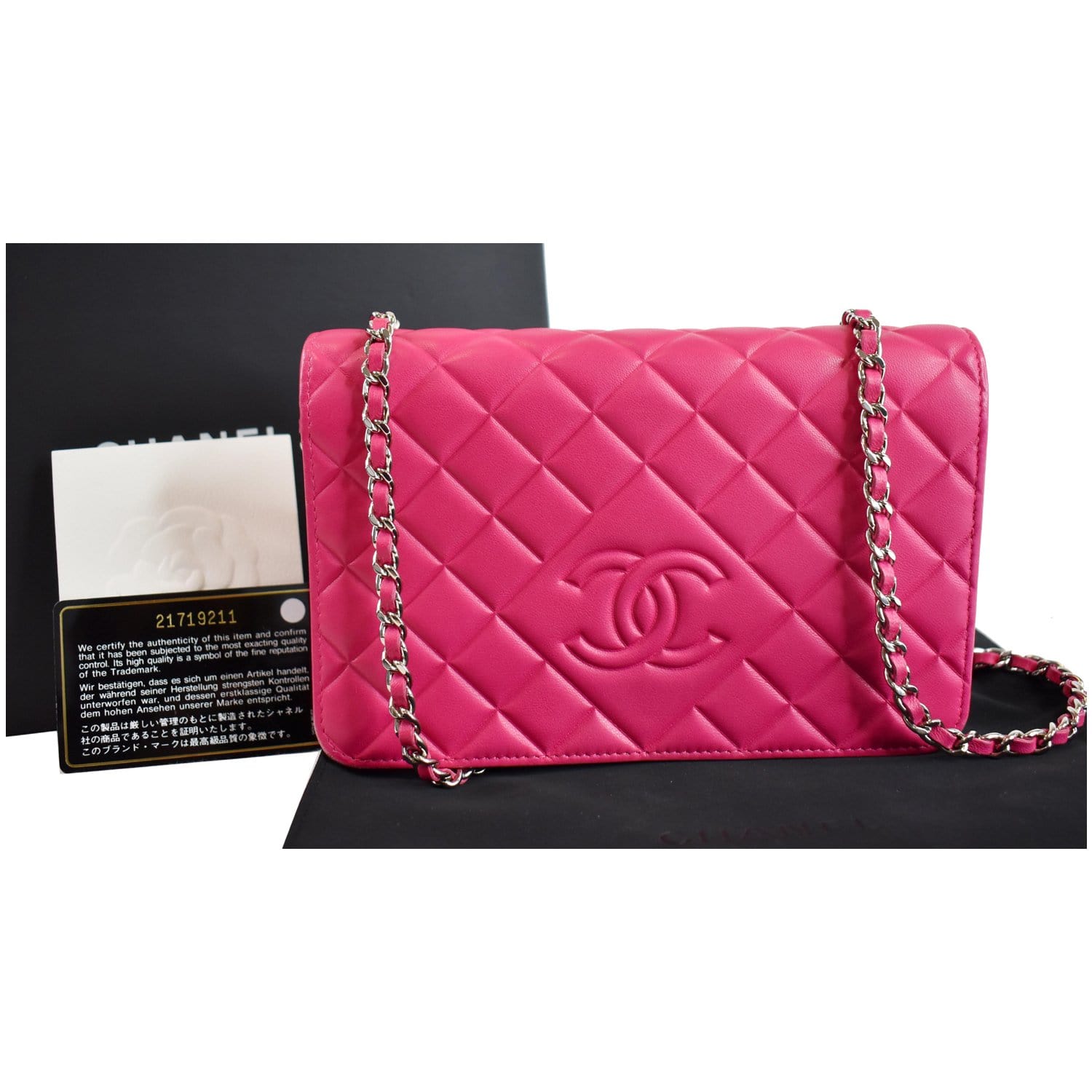 CHANEL Quilted Diamond CC Wallet On Chain WOC Crossbody Bag Fuchsia