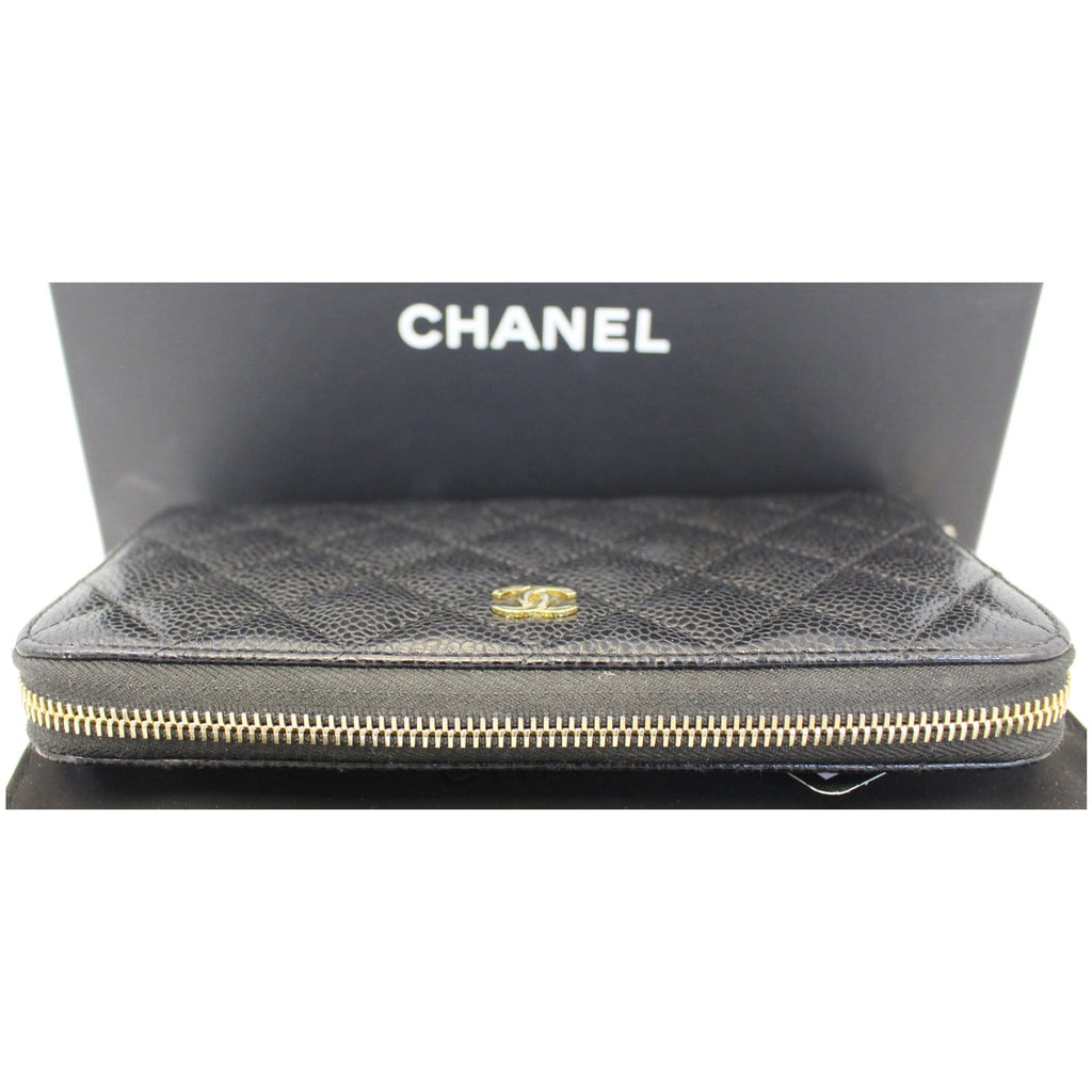 CHANEL Black Caviar Leather Zippy Wallet Black