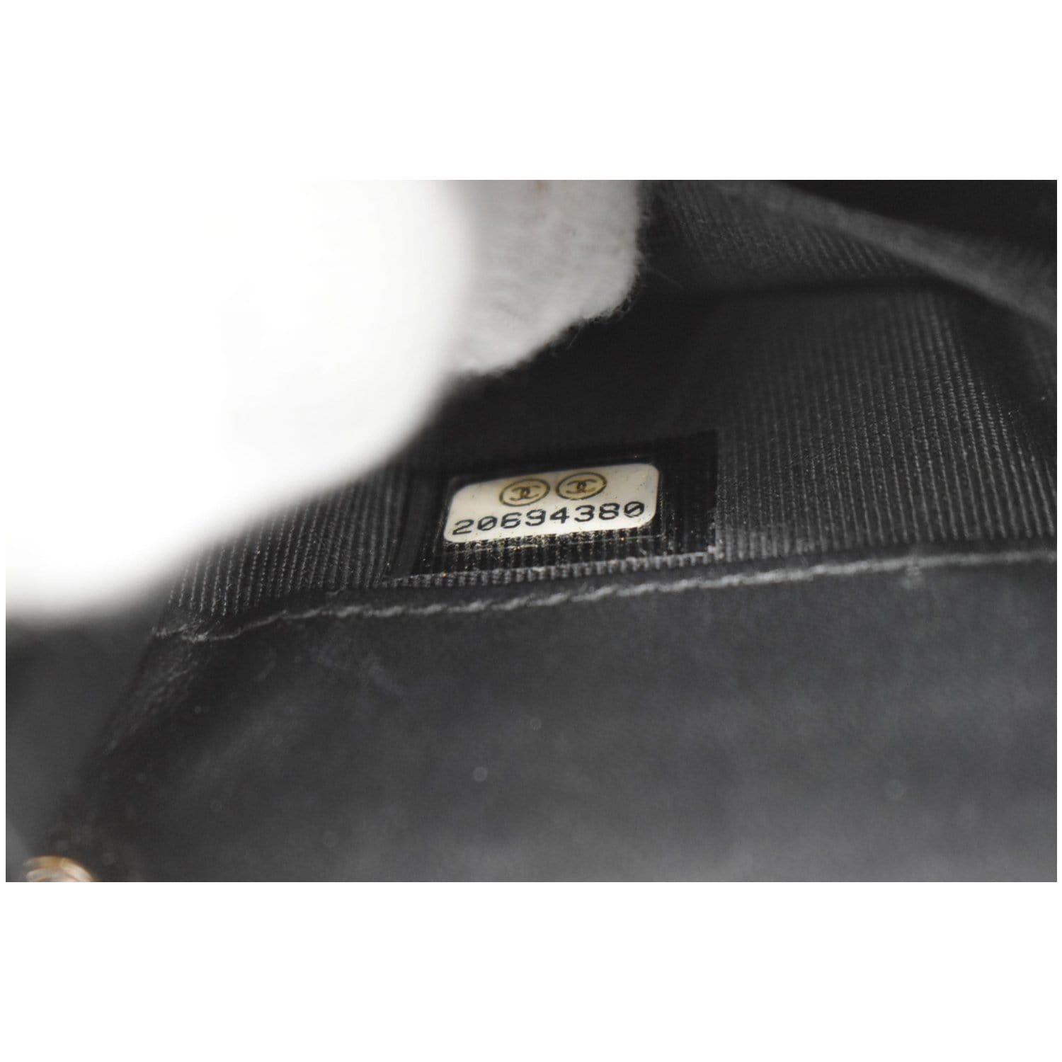 CHANEL O-Phone Holder Patent Leather Crossbody Bag Black