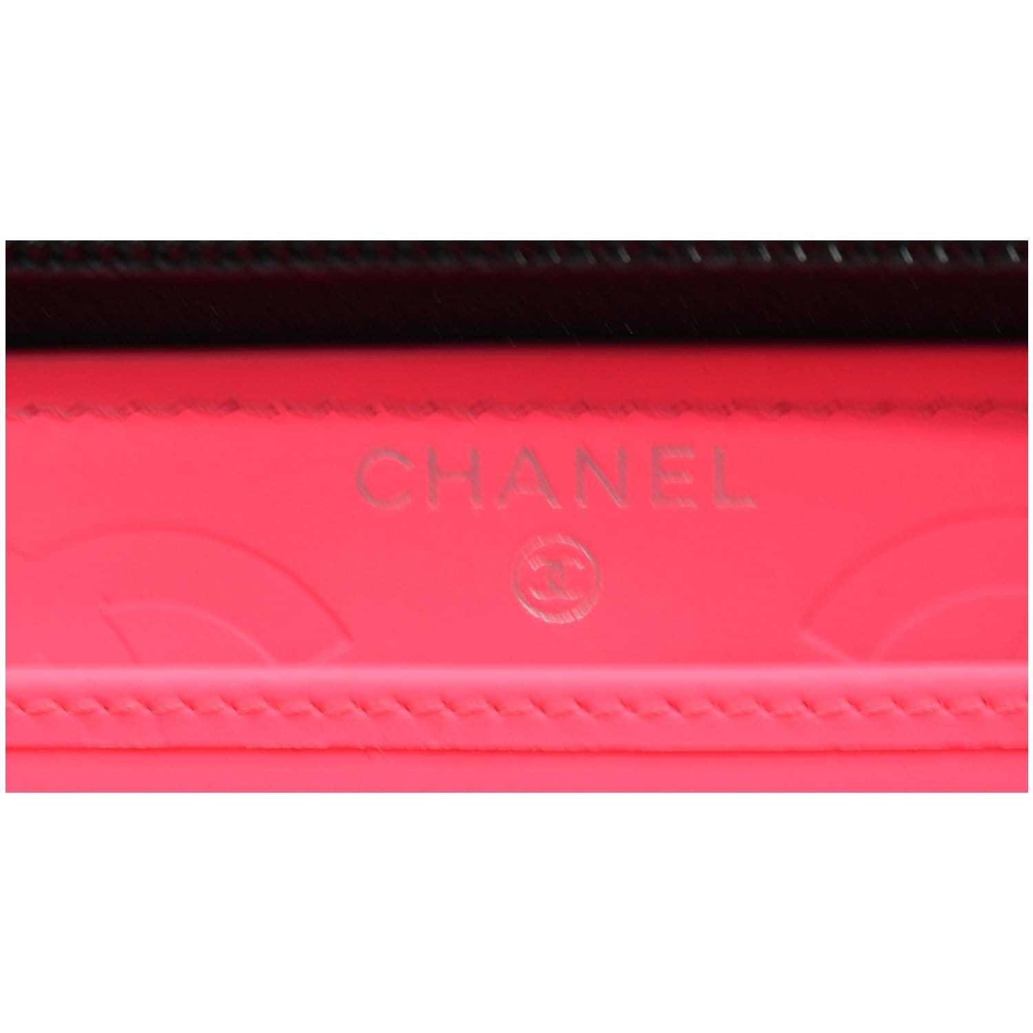 CHANEL Cambon Ligne Quilted Leather Zippy Wallet Black