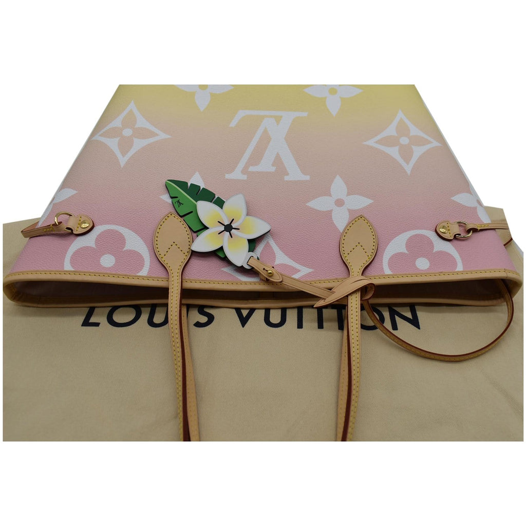 LOUIS VUITTON Neverfull MM Pool Monogram Giant Tote Shoulder Bag Light Pink