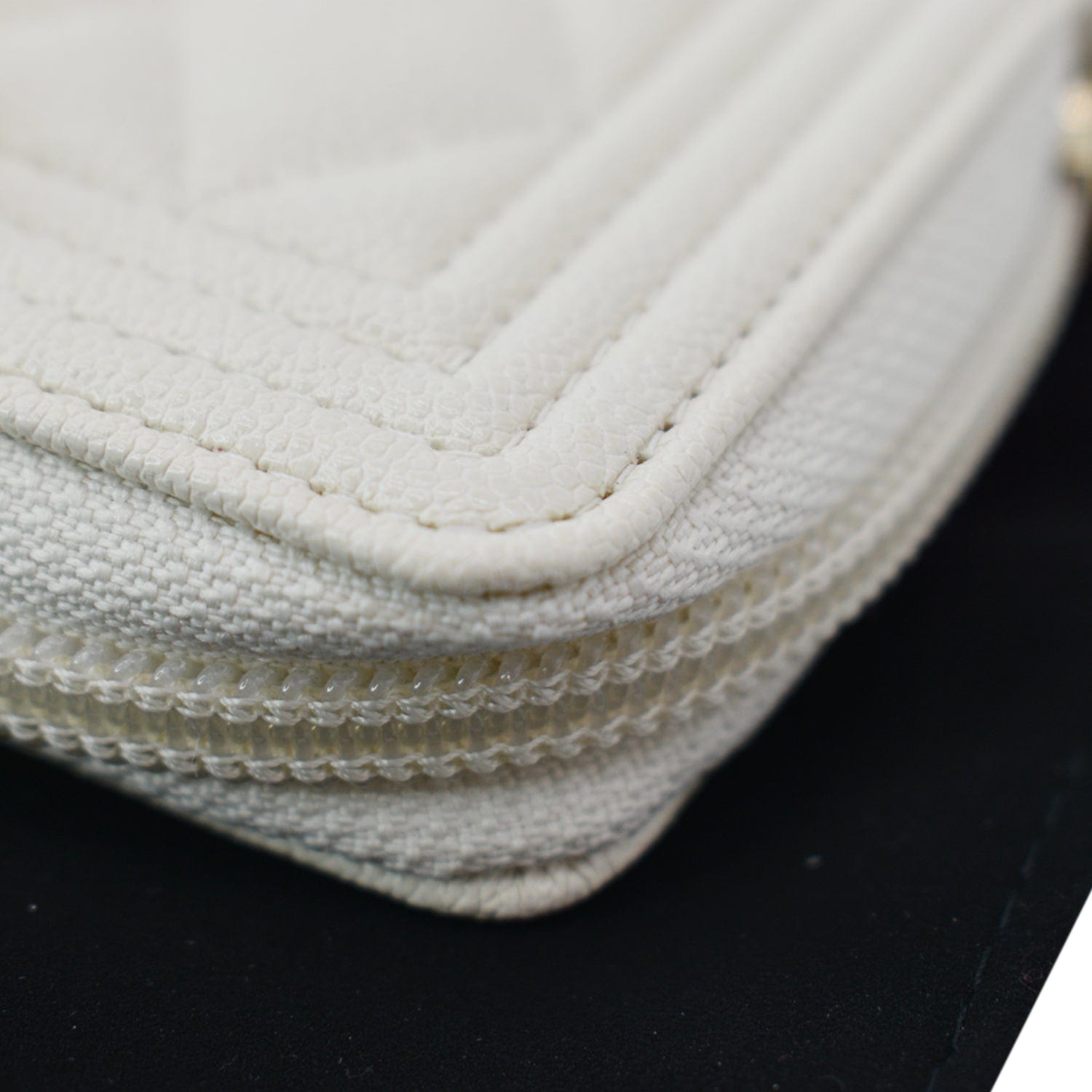 CHANEL Caviar Quilted Small Boy Zip Around Wallet White