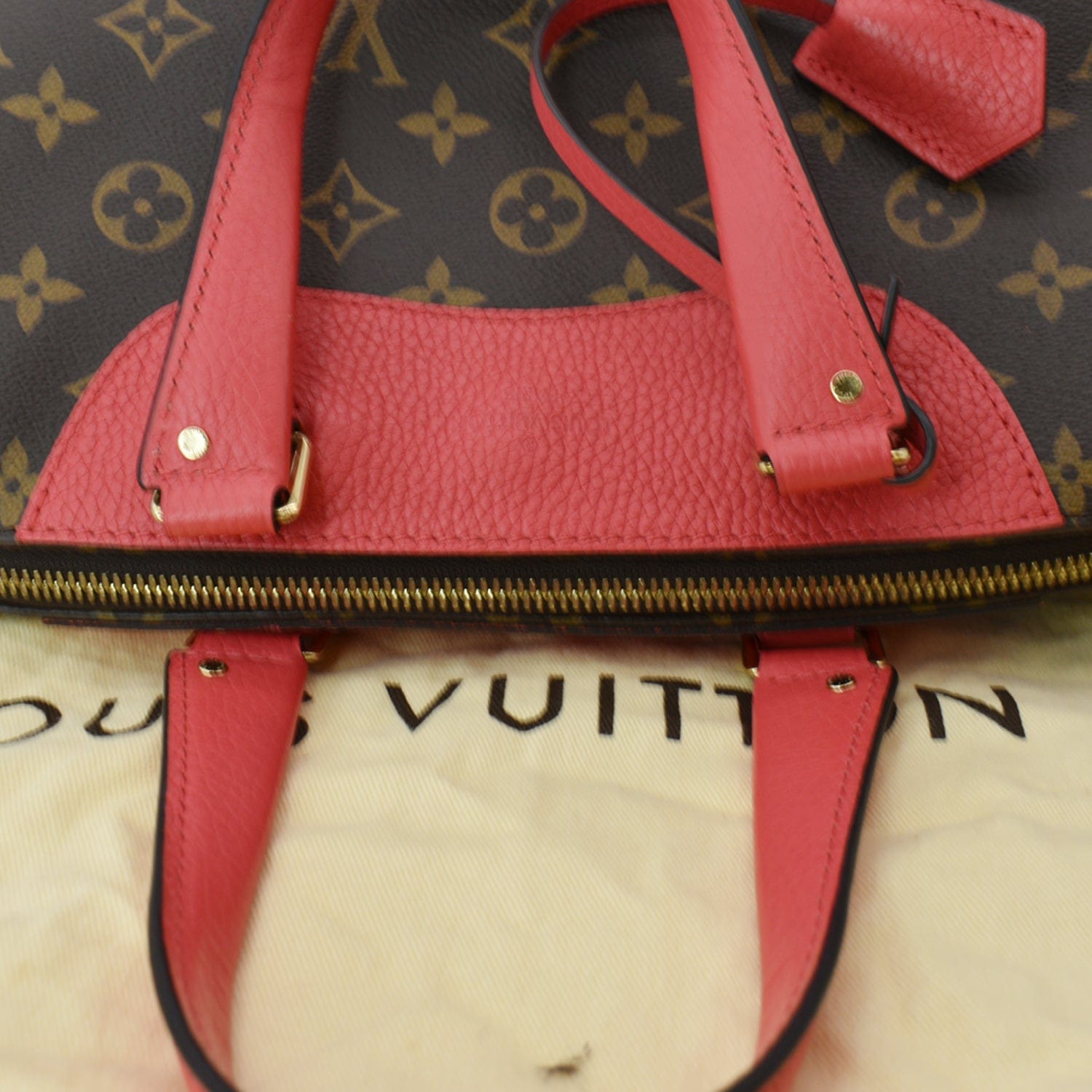 LOUIS VUITTON Retiro NM Monogram Canvas 2Way Shoulder Bag Red