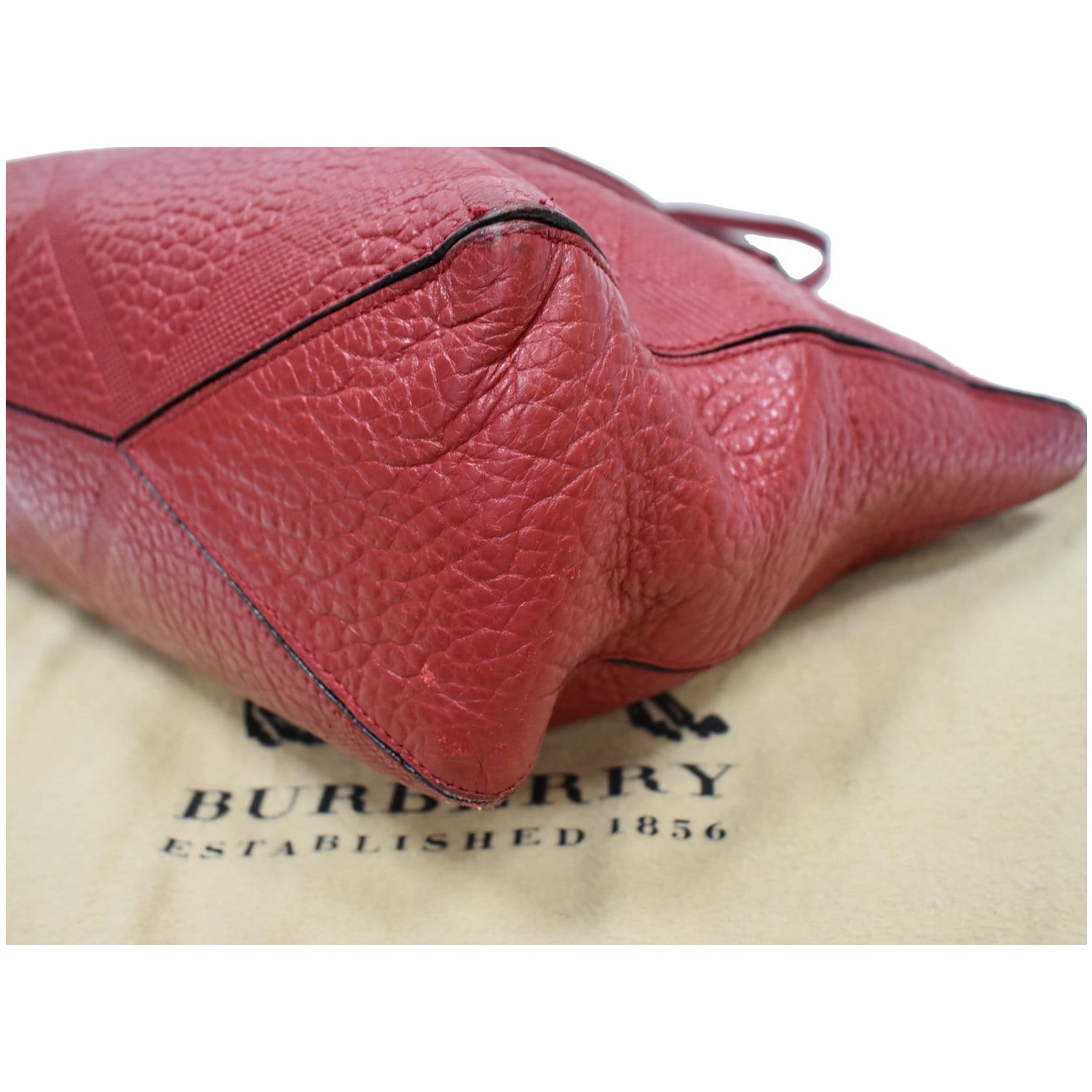 BURBERRY Dewsbury Medium Grain Check Embossed Tote Bag Red