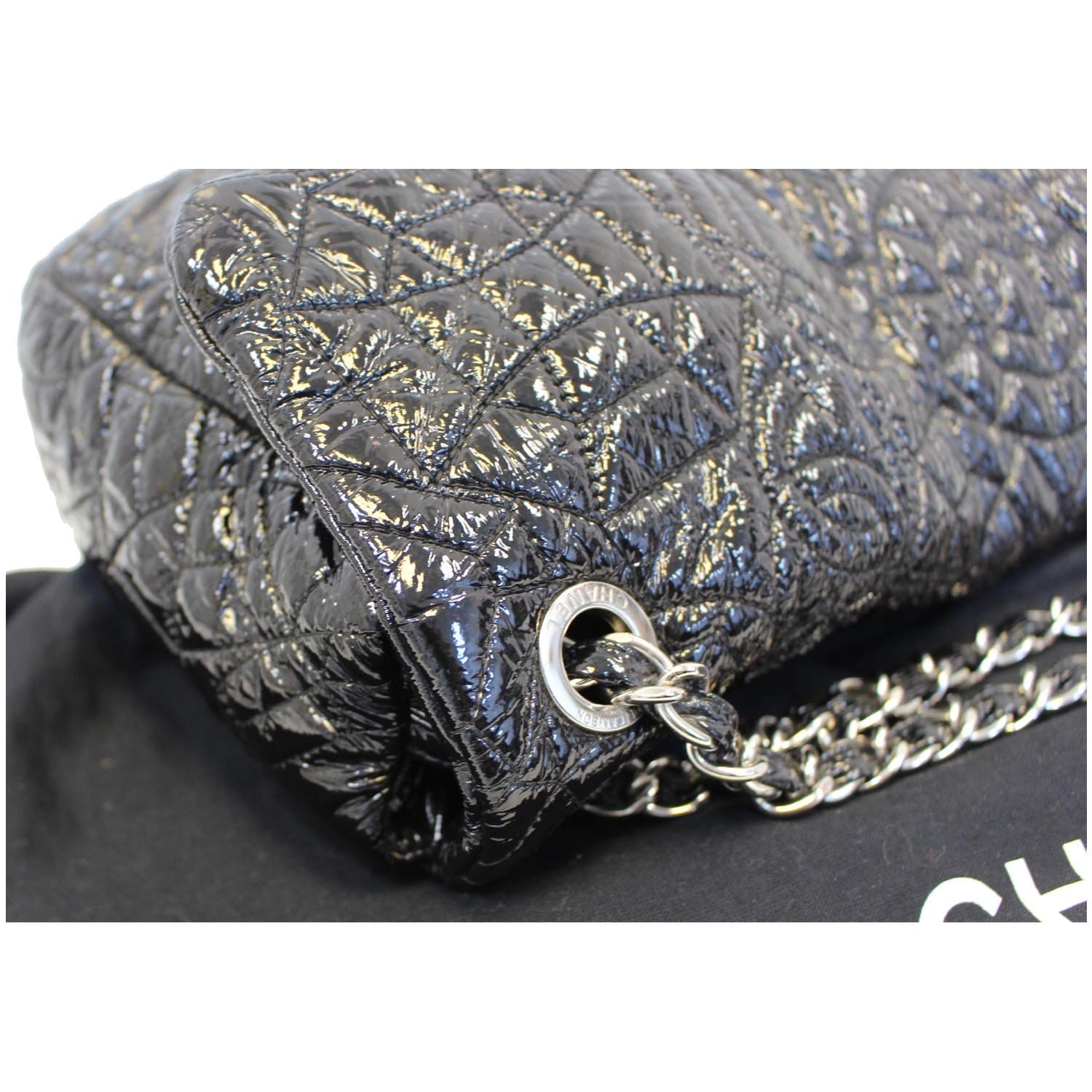 CHANEL Quilted Pattern Jumbo Single Flap Bag Black