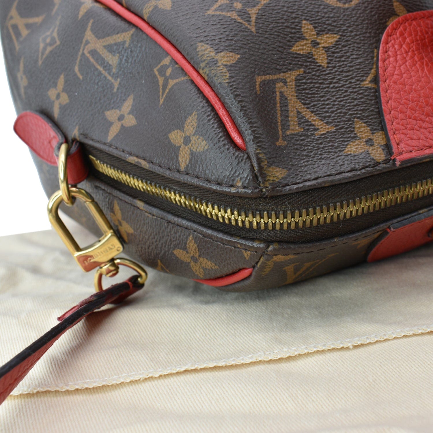 LOUIS VUITTON Retiro NM Monogram Canvas 2Way Shoulder Bag Red