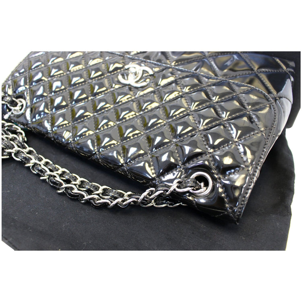 CHANEL Sac Rabat Patent Leather Shoulder Bag
