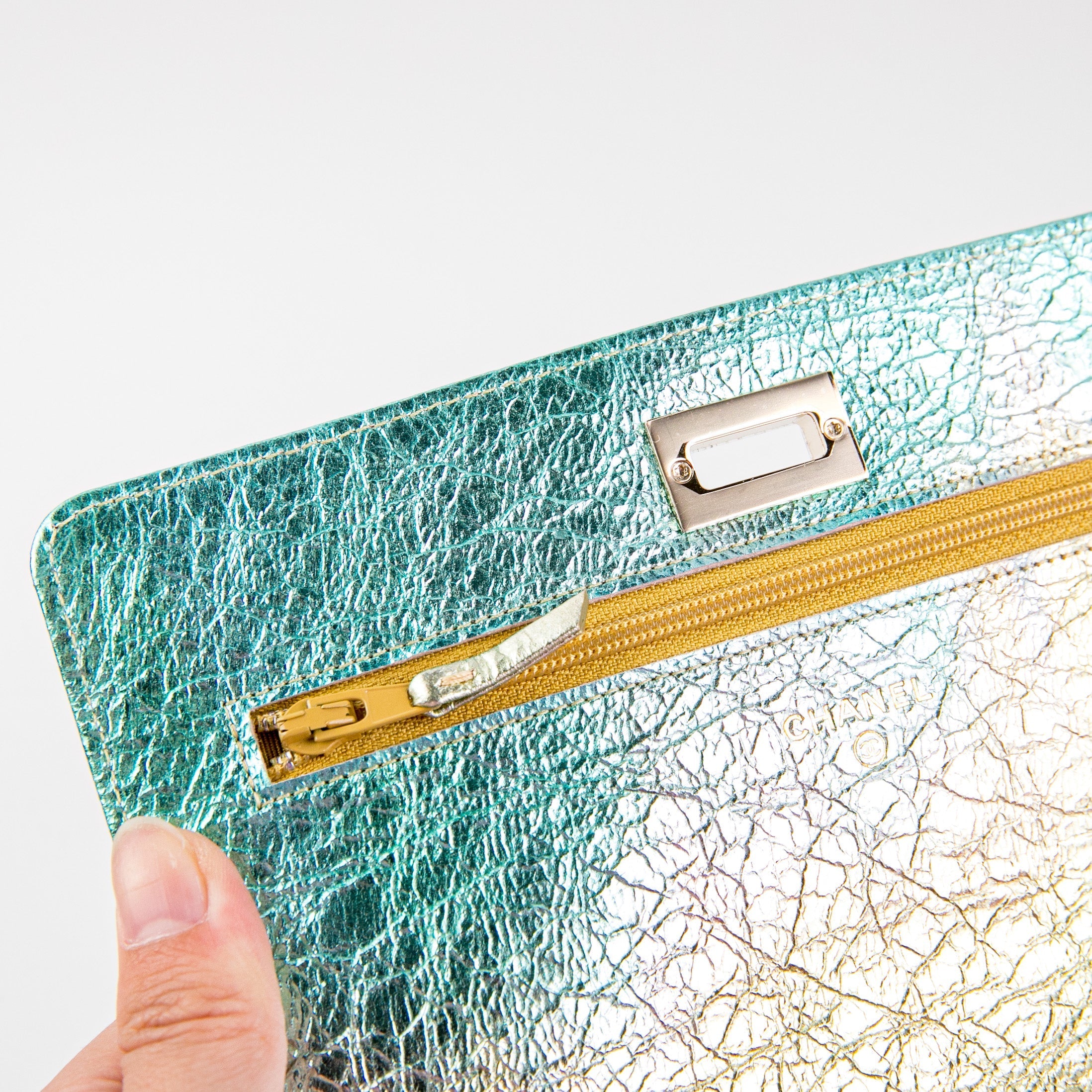 Chanel 20A Rissue Wallet On Chain WOC Rainbow
