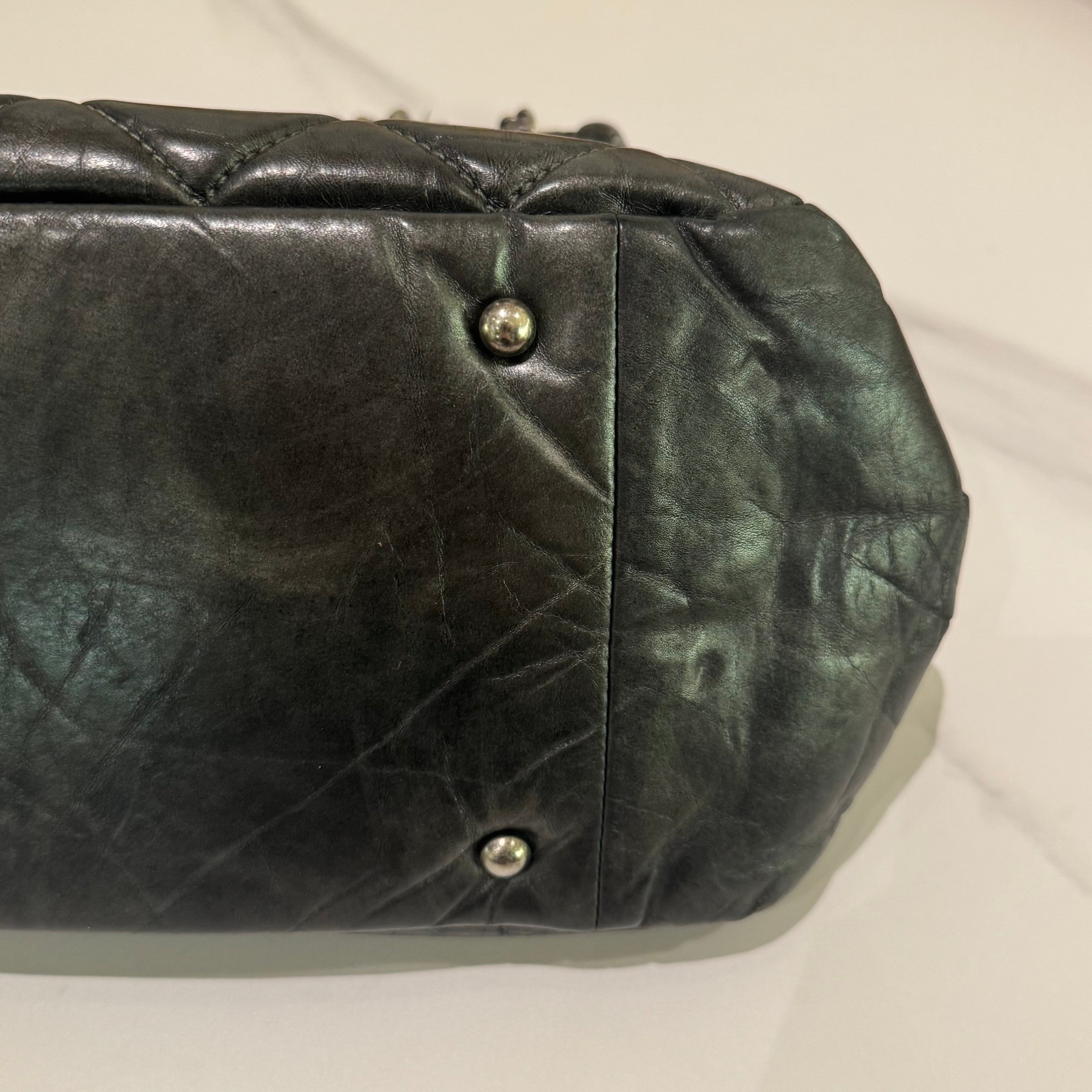 CHANEL LARGE LAVA CHAIN SHOULDER BAG IN SILVER GREY