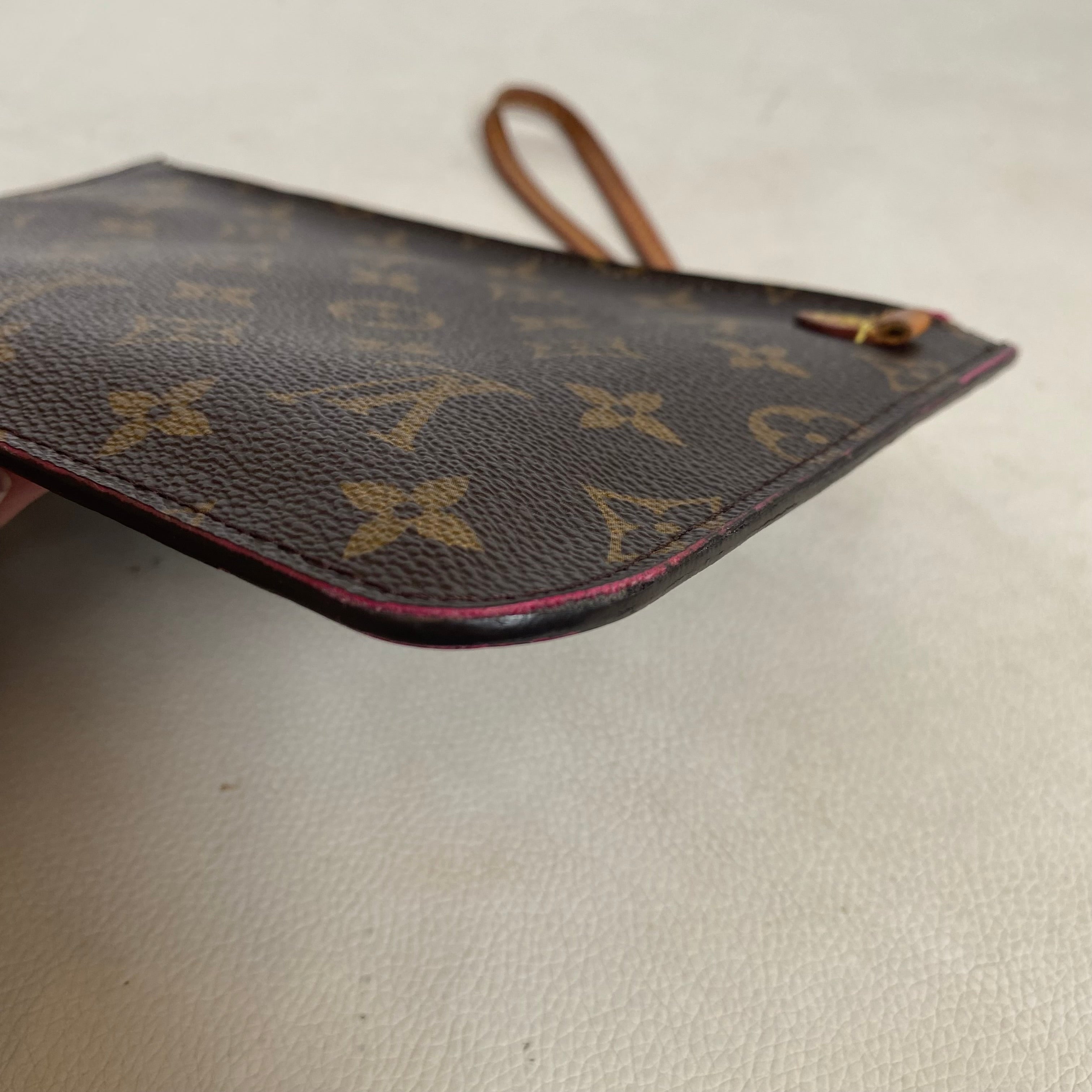 LOUIS VUITTON Monogram Neverfull GM Wristlet