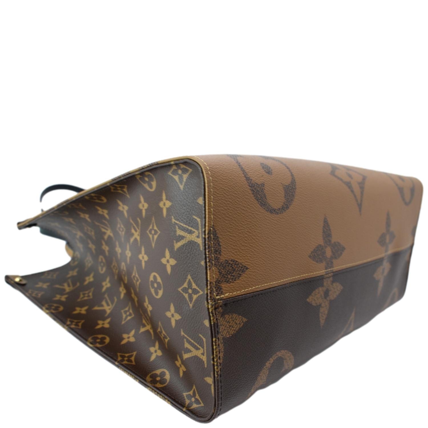 LOUIS VUITTON Onthego GM Giant Monogram Canvas Tote Shoulder Bag Brown