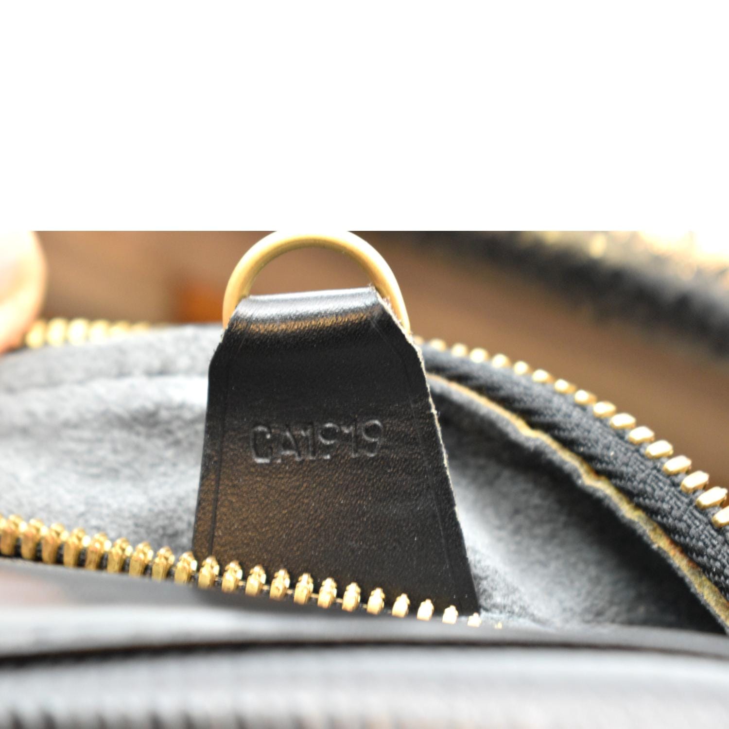 LOUIS VUITTON Voltaire Epi Leather Shoulder Bag Black