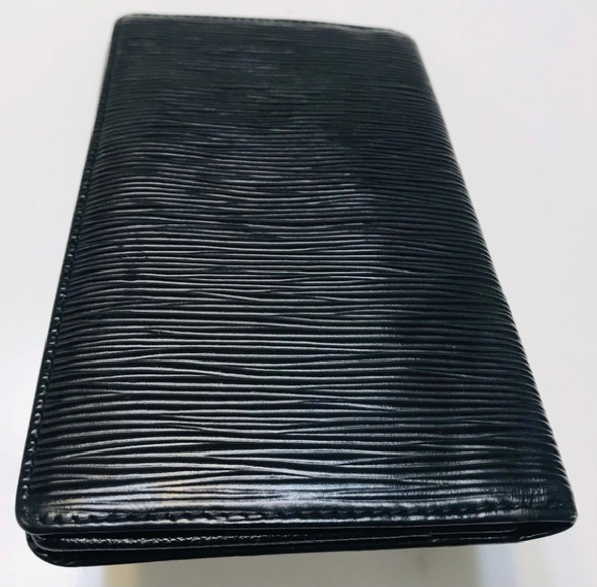LOUIS VUITTON Epi Wallet Black