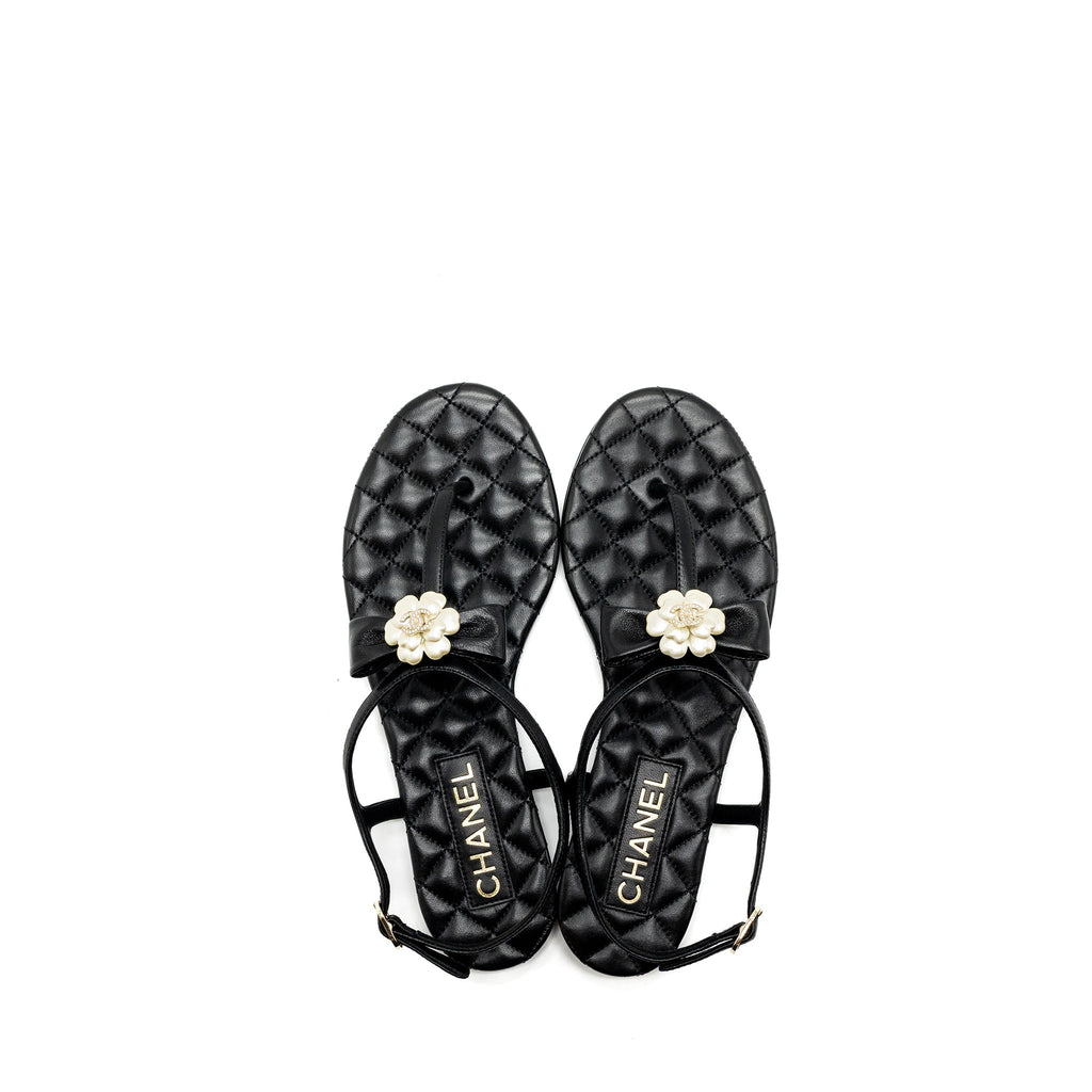 Chanel size 38 camellia leather Sandals black L