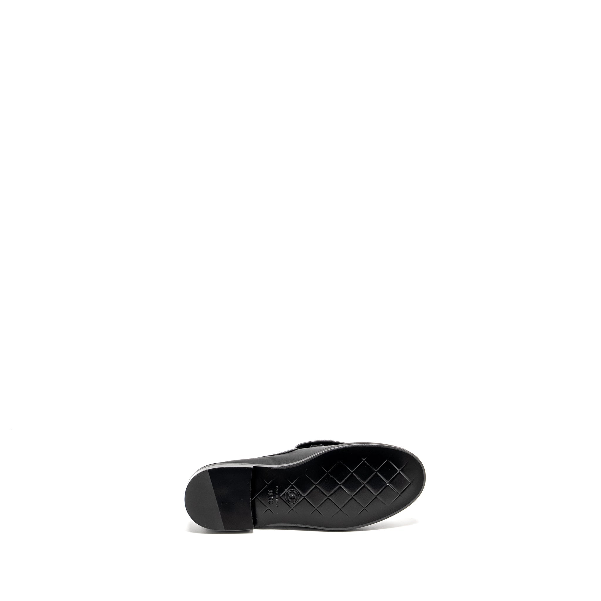 Chanel Size 36.5 CC Turnlock Loafer Quilted Leather Black L
