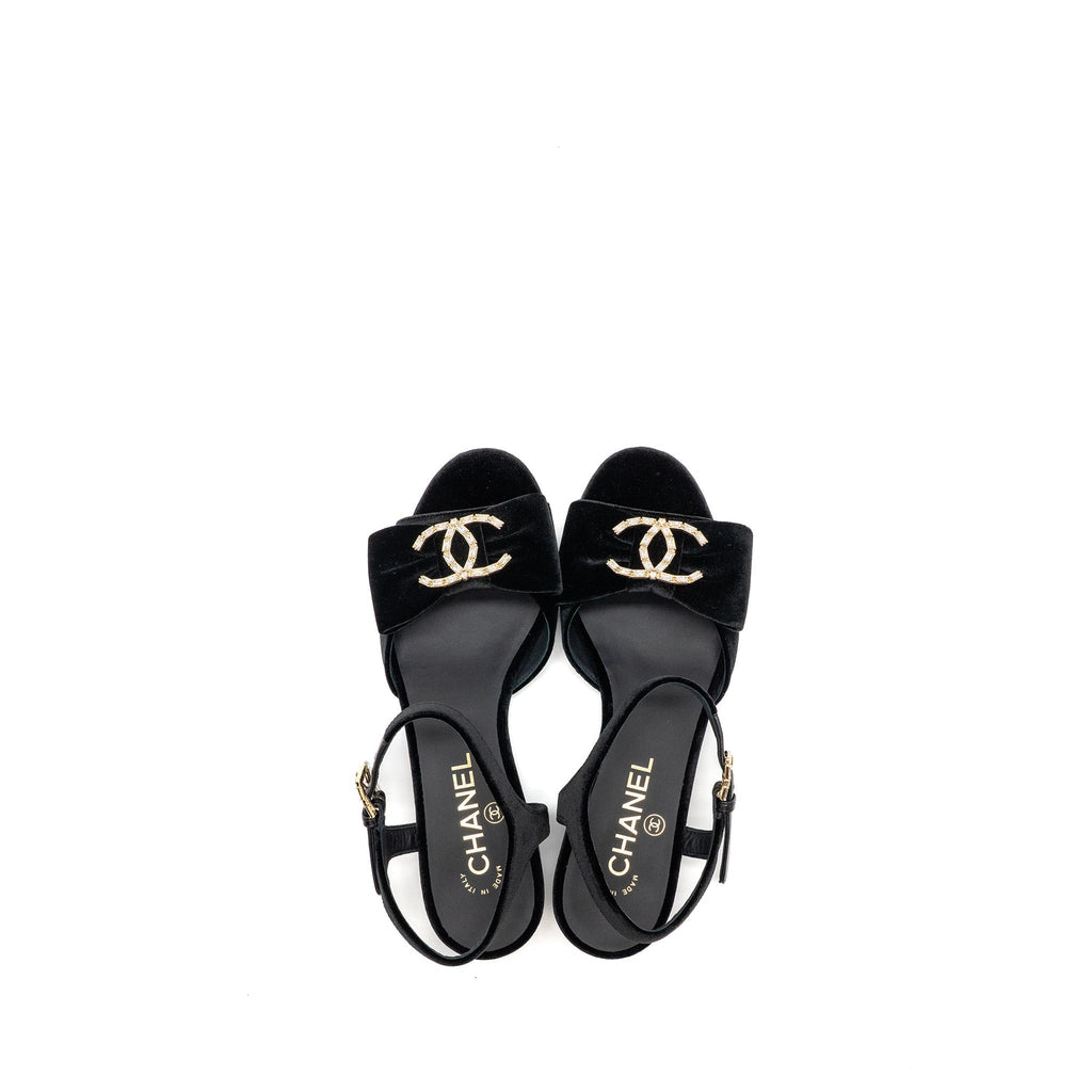 Chanel Size 36 24K Crystal CC Logo Sandals Velvet Black L